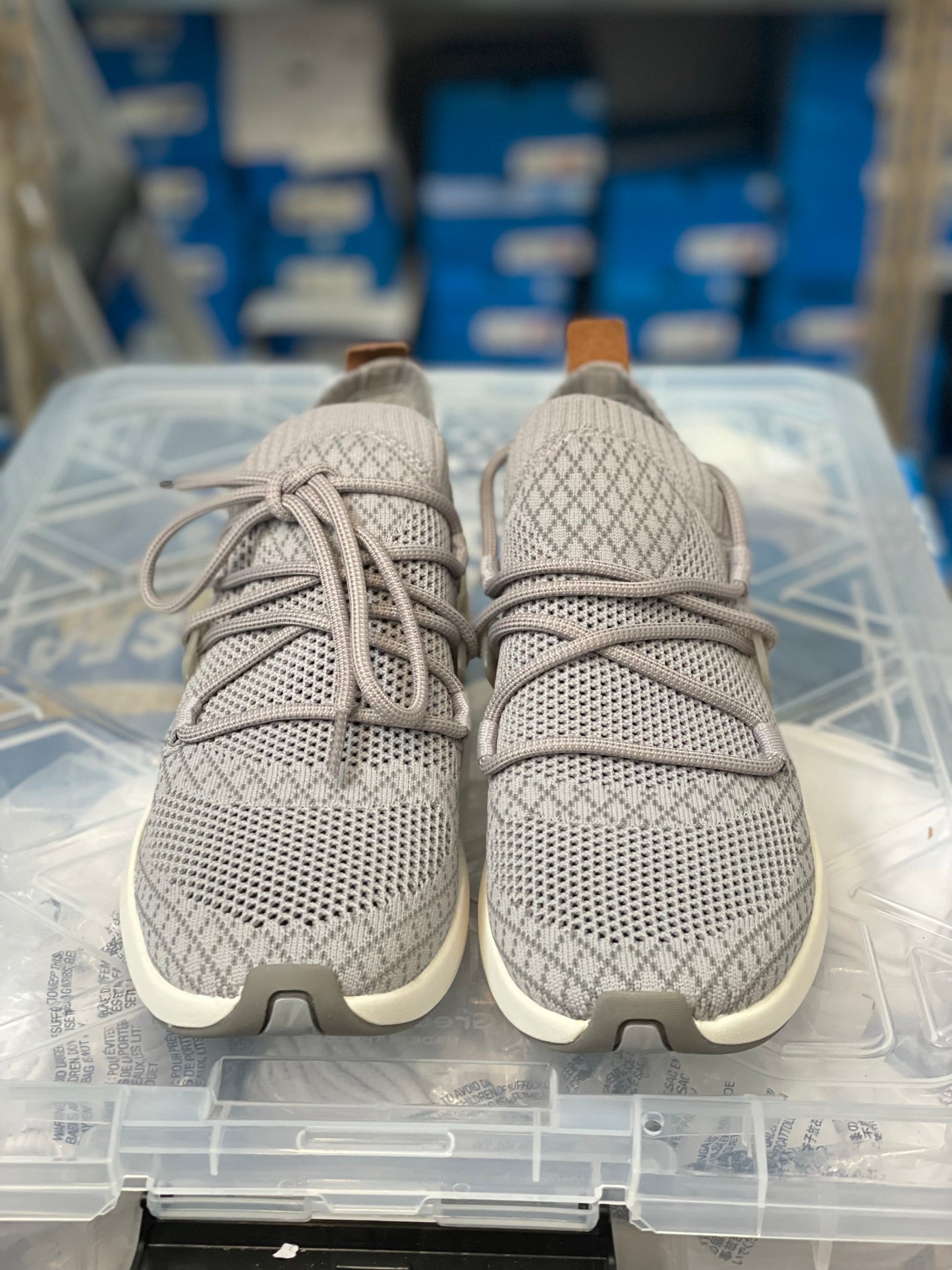 Fly Roam W's Sneaker
