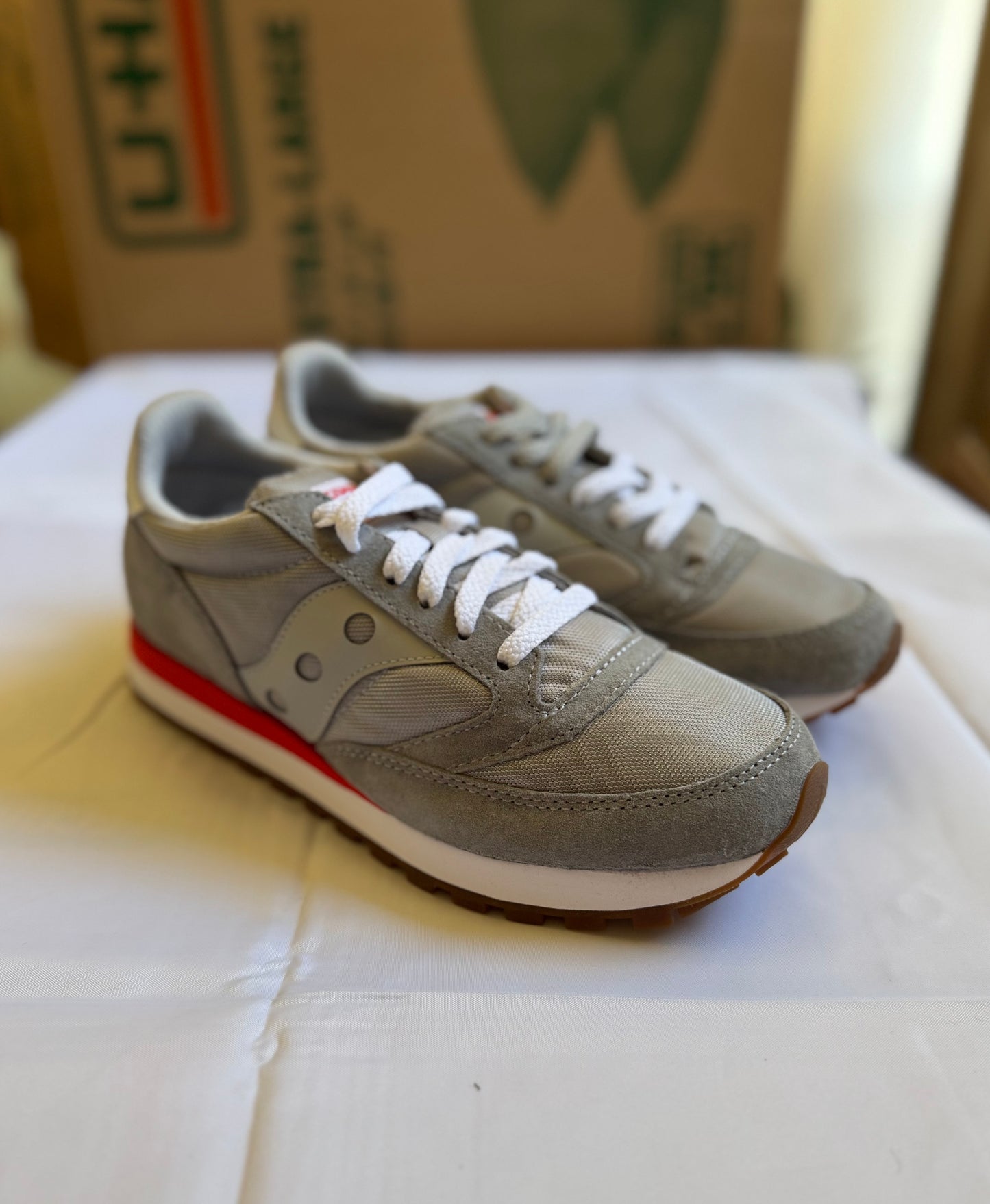 Jazz 81 Grey/Red