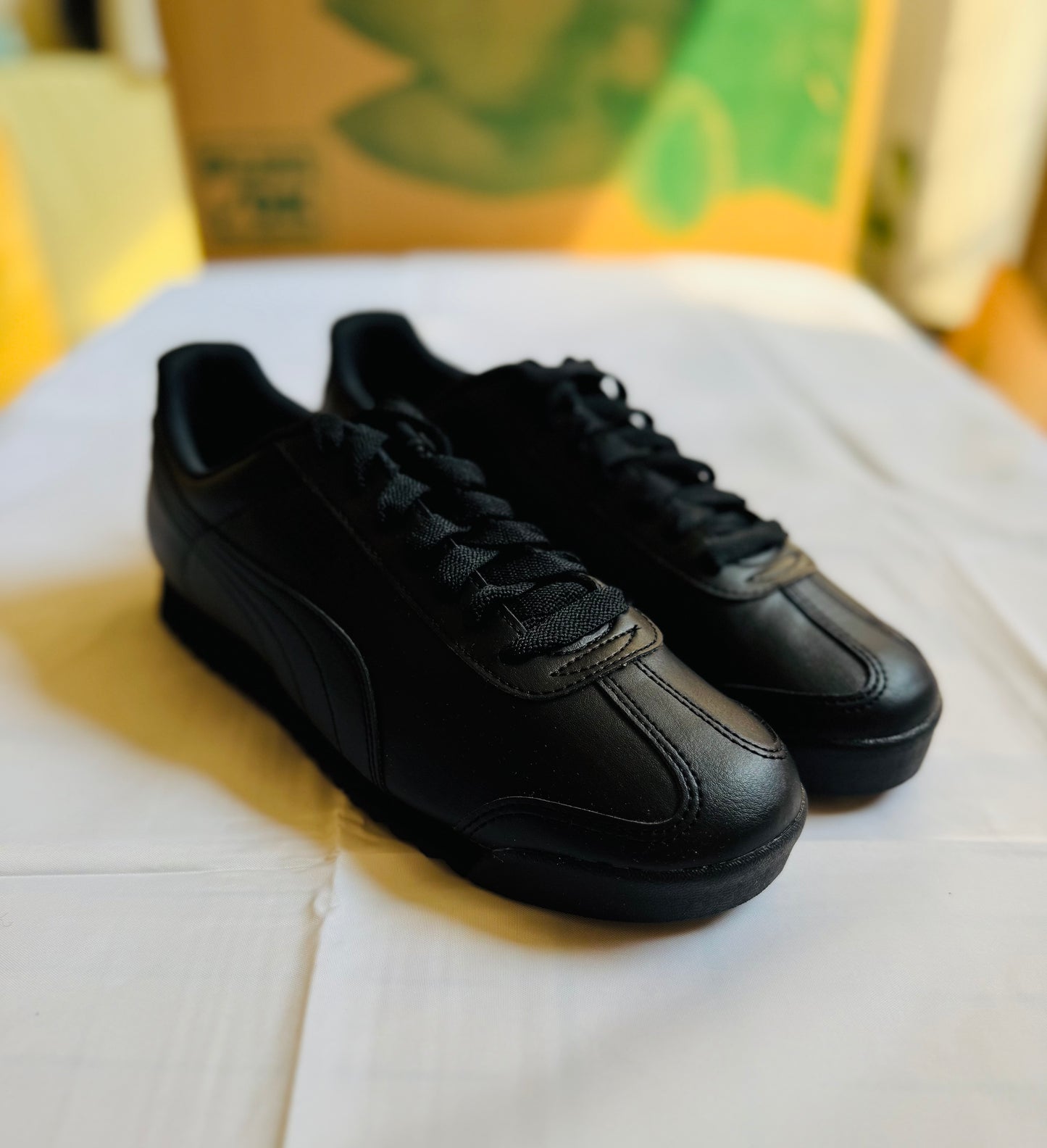 Roma Basic all black