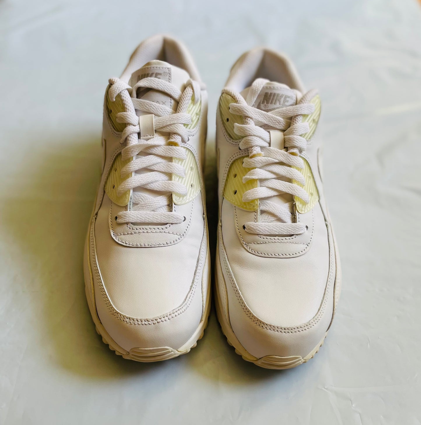 Nike Air Max 90 LTR Mens sz 8D yellowed