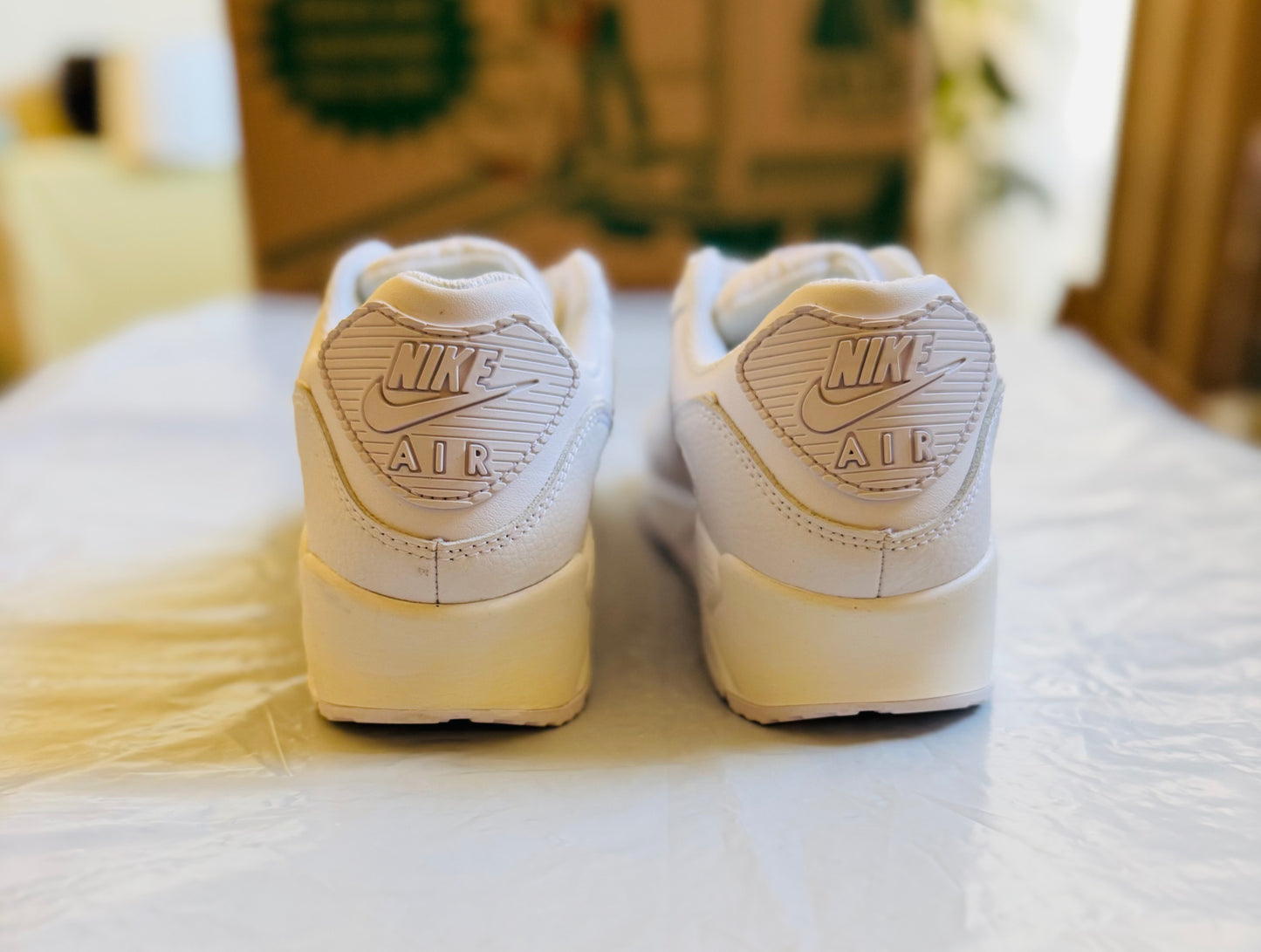 Nike Air Max 90 LTR 2020 Mens triple white yellowed SZ 10B