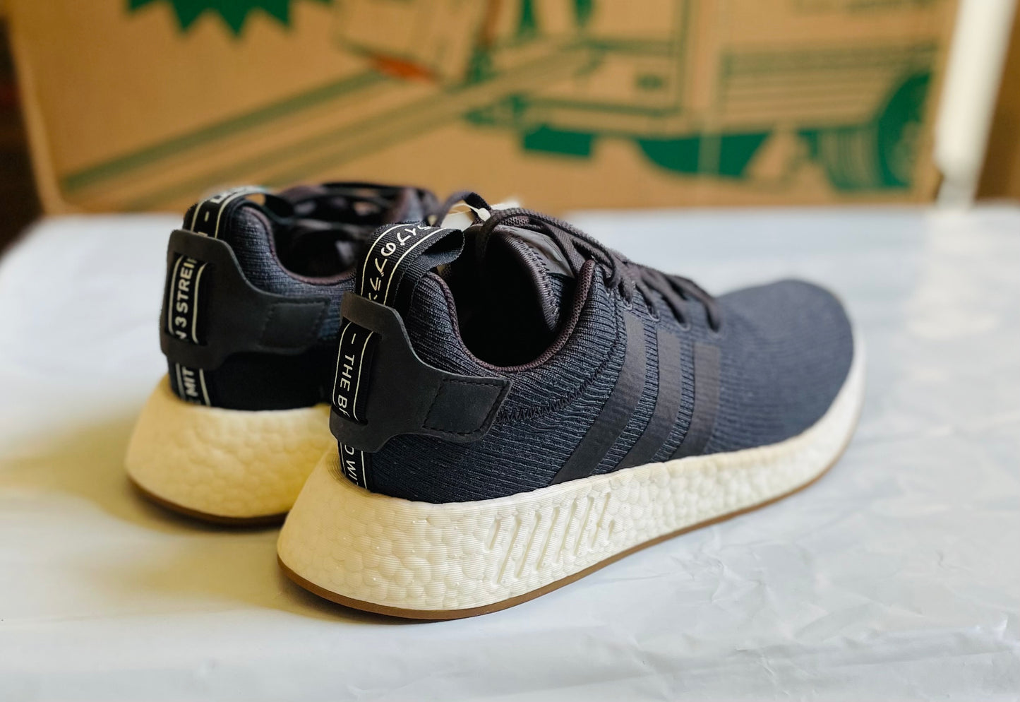NMD_R2 black