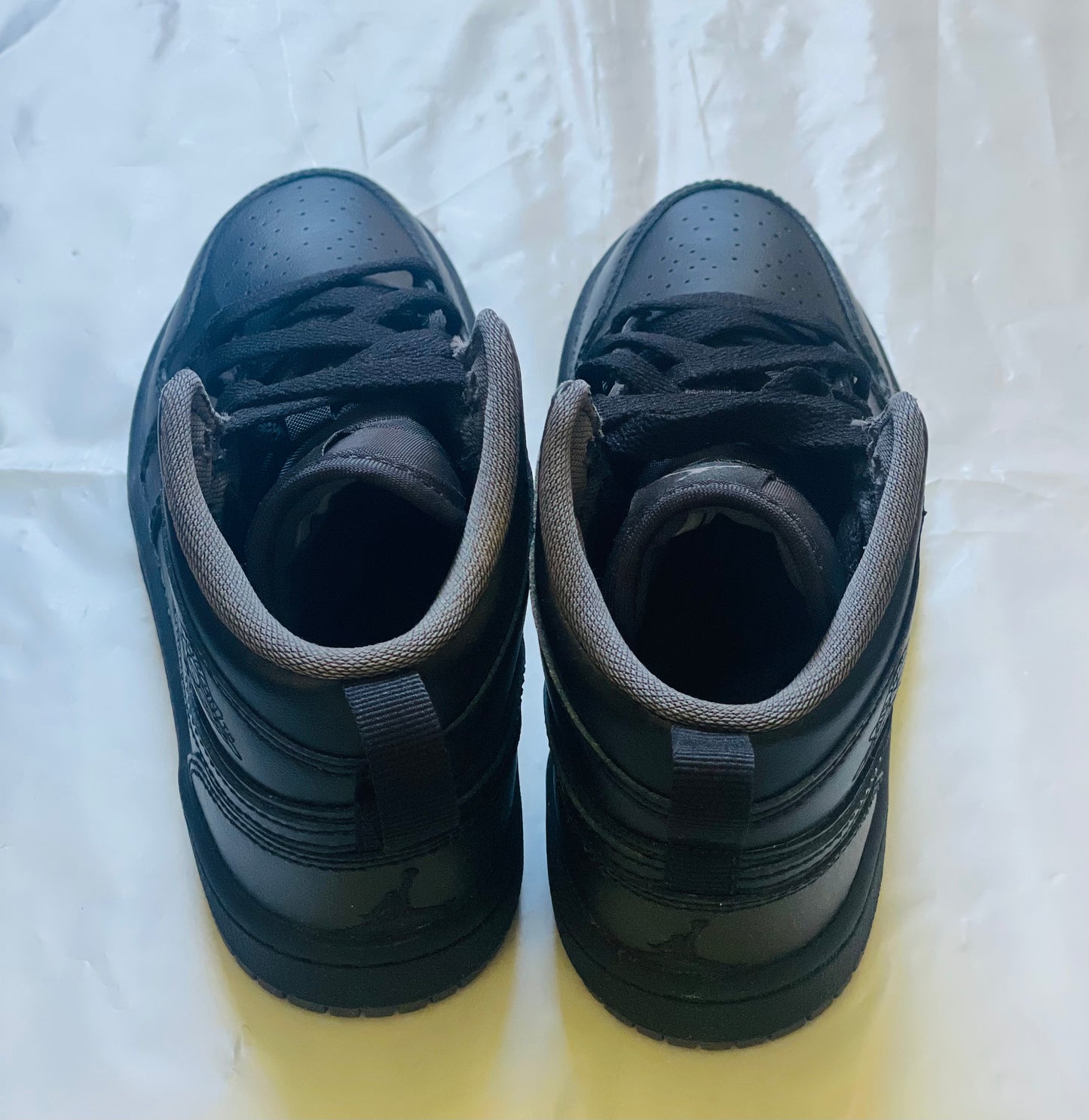 Jordan 1 Mid Kids blk/blk-dark grey