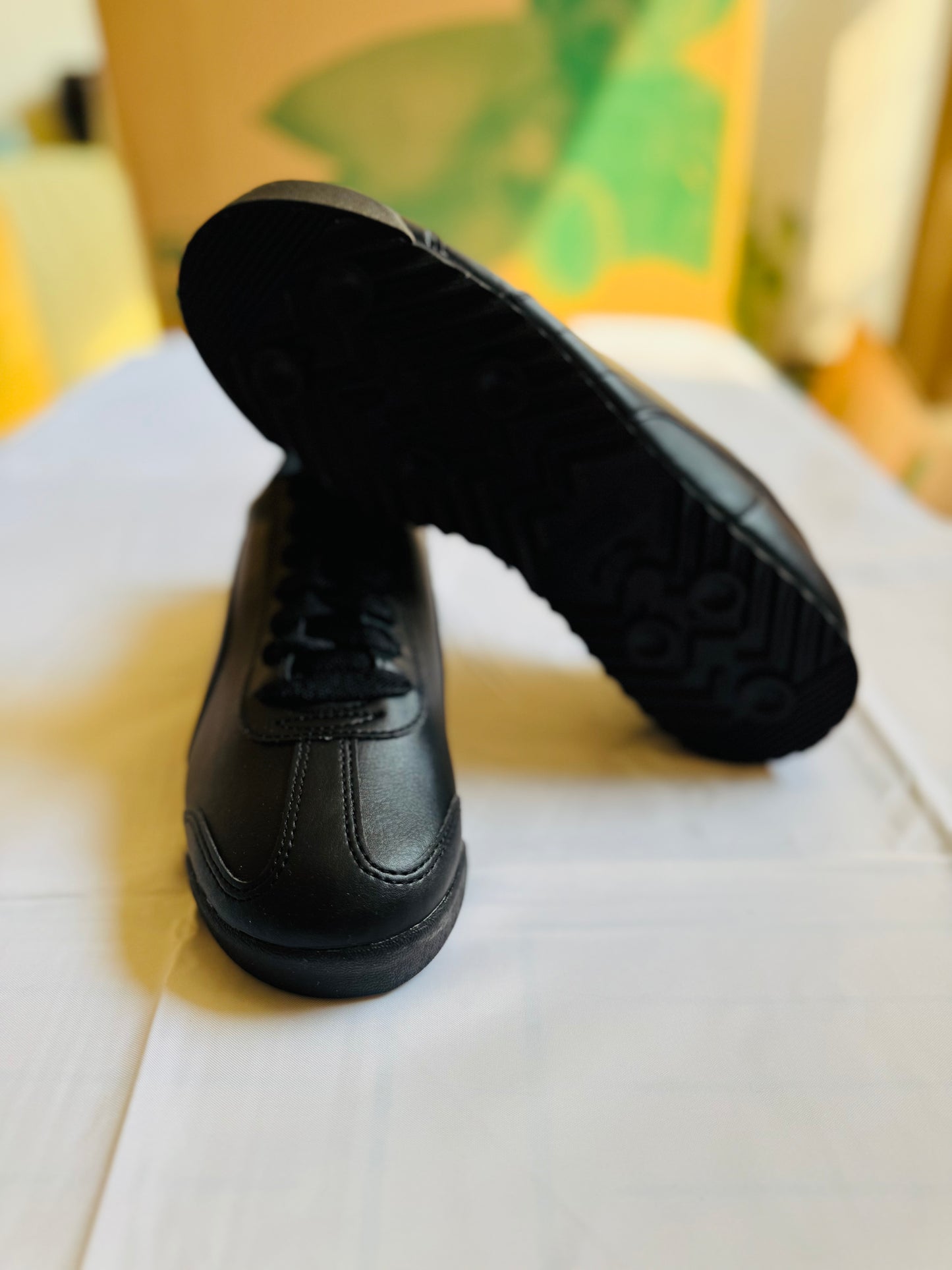 Roma Basic all black