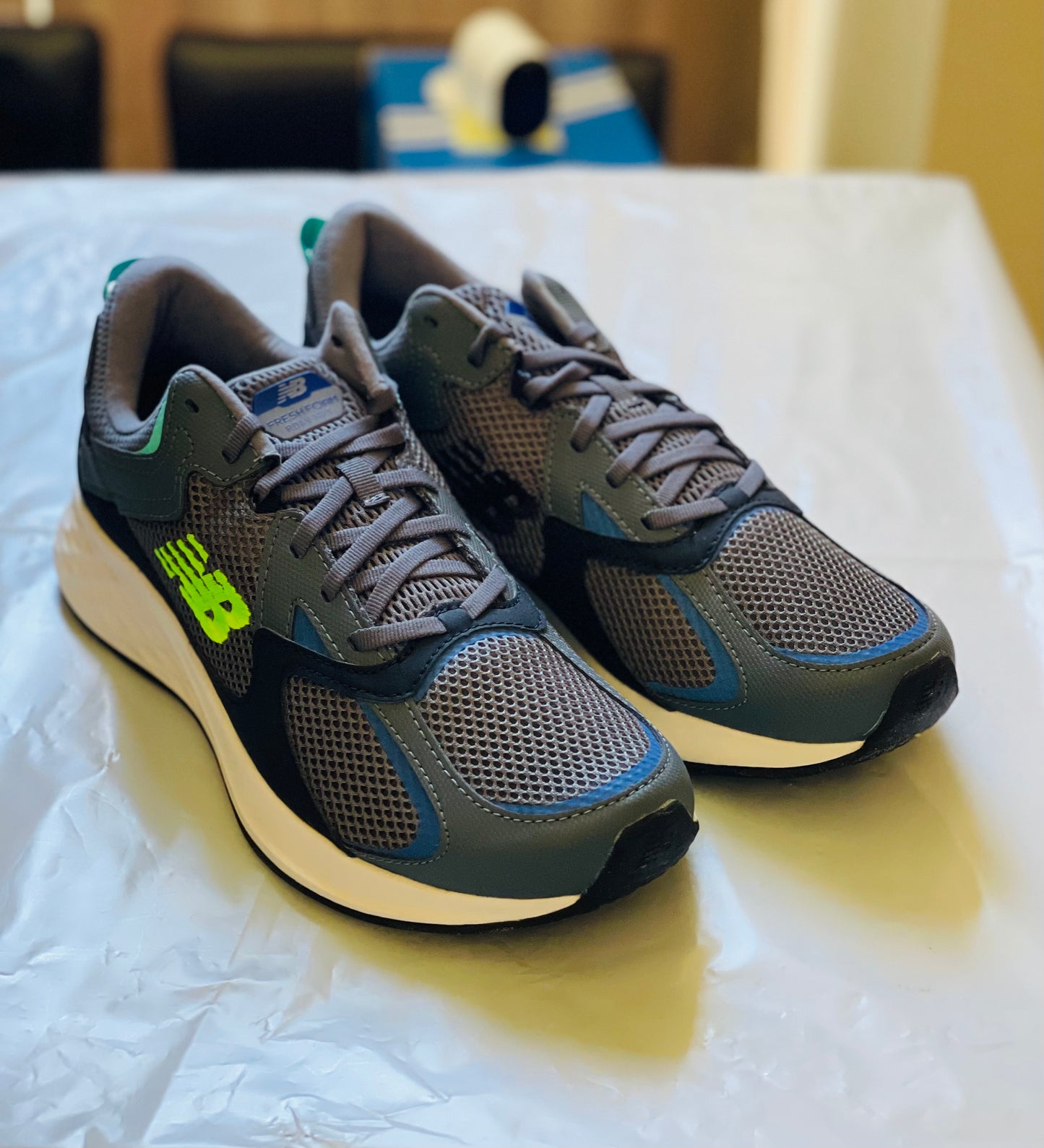 New Balance Mens MRNXTLB