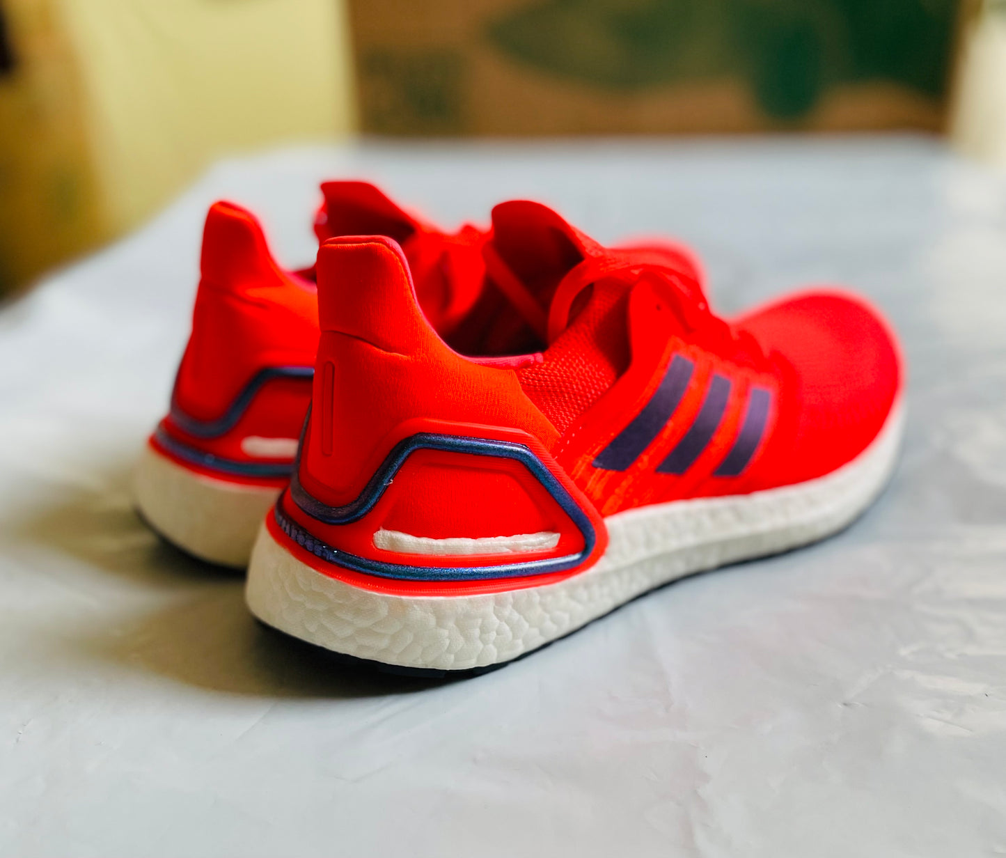 UltraBoost 20 m red