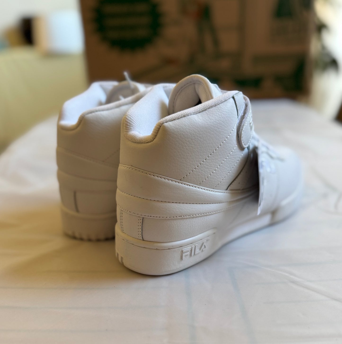 F-13V Mid Cut Triple White