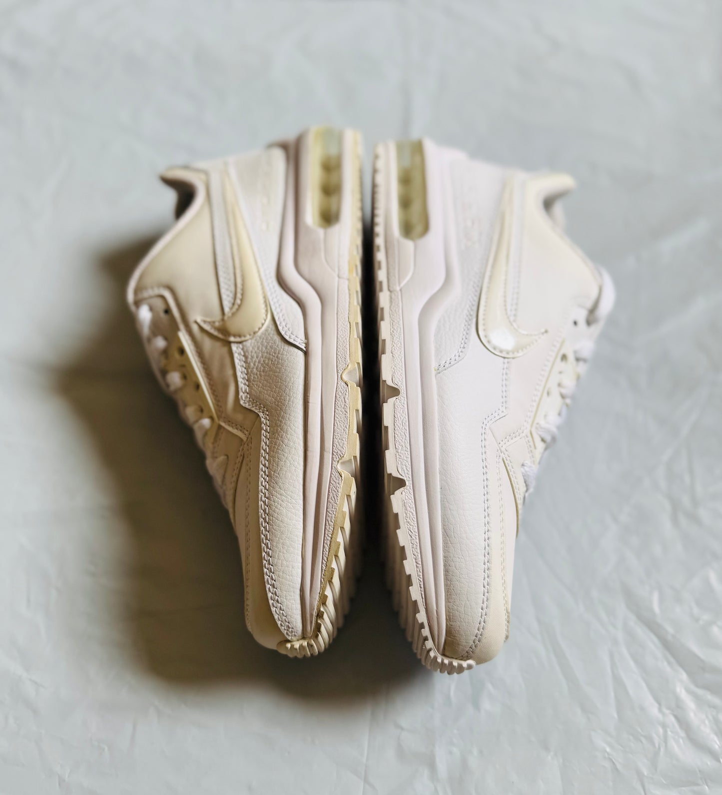 Nike Air Max LTD 3 Mens Premium Triple White sz 8A slightly yellowed