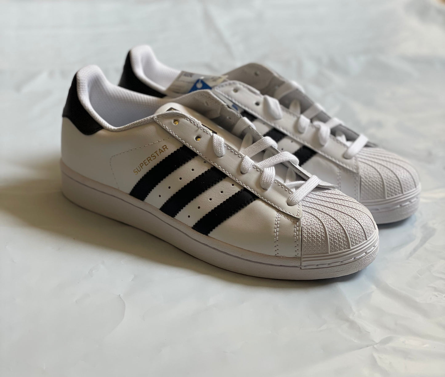 Superstar J White/Black