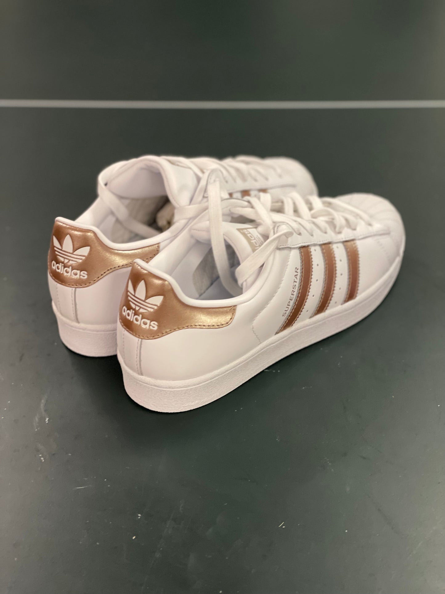 Superstar W wht/gold