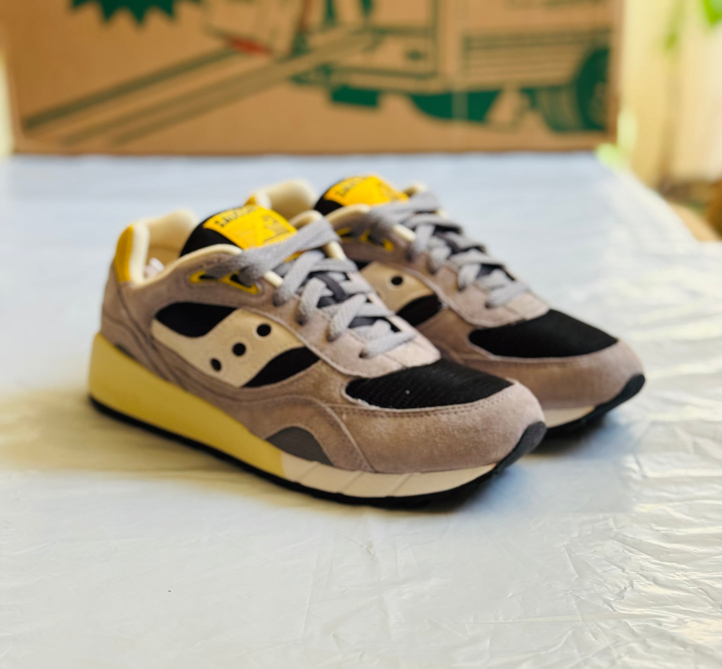Shadow 6000 Grey/Black