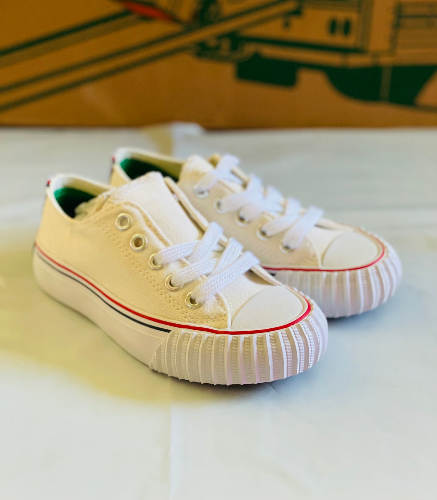 PF Flyer Center Lo Kids White