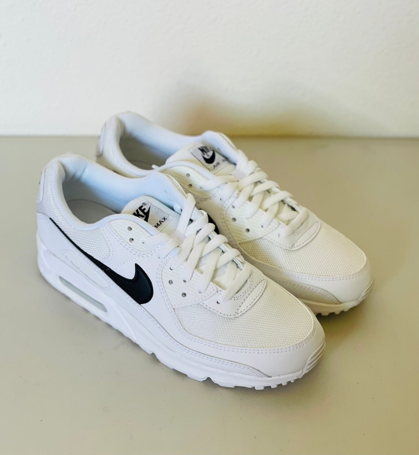 Nike Air Max 90 Womens Wht/Blk-Wht