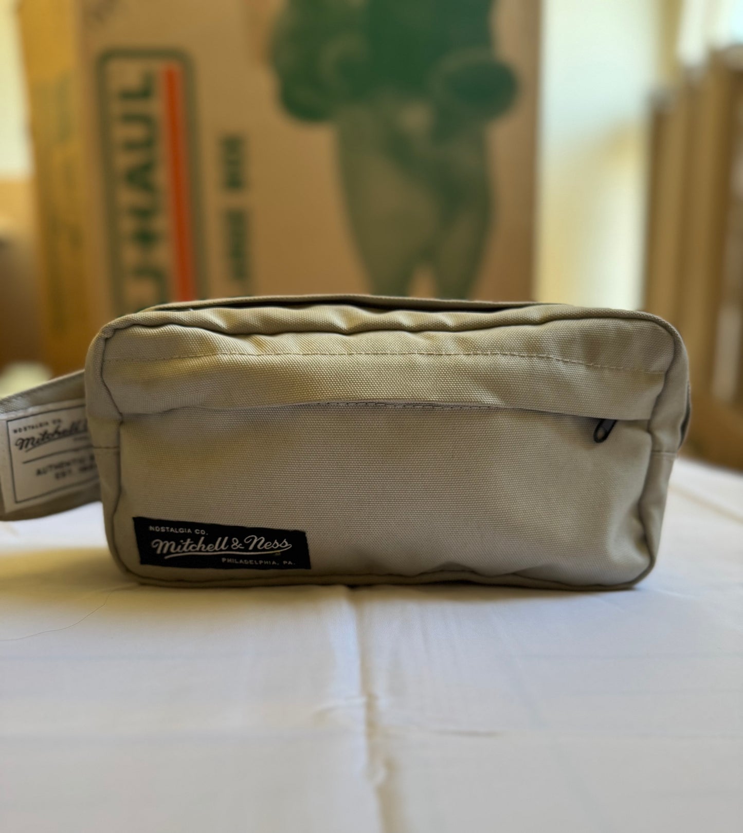 Mitchell & Ness Fanny Pack Off White