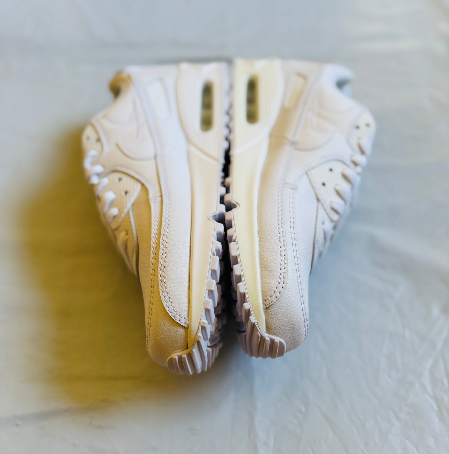 Nike Air Max 90 LTR 2020 Mens triple white yellowed SZ 10B