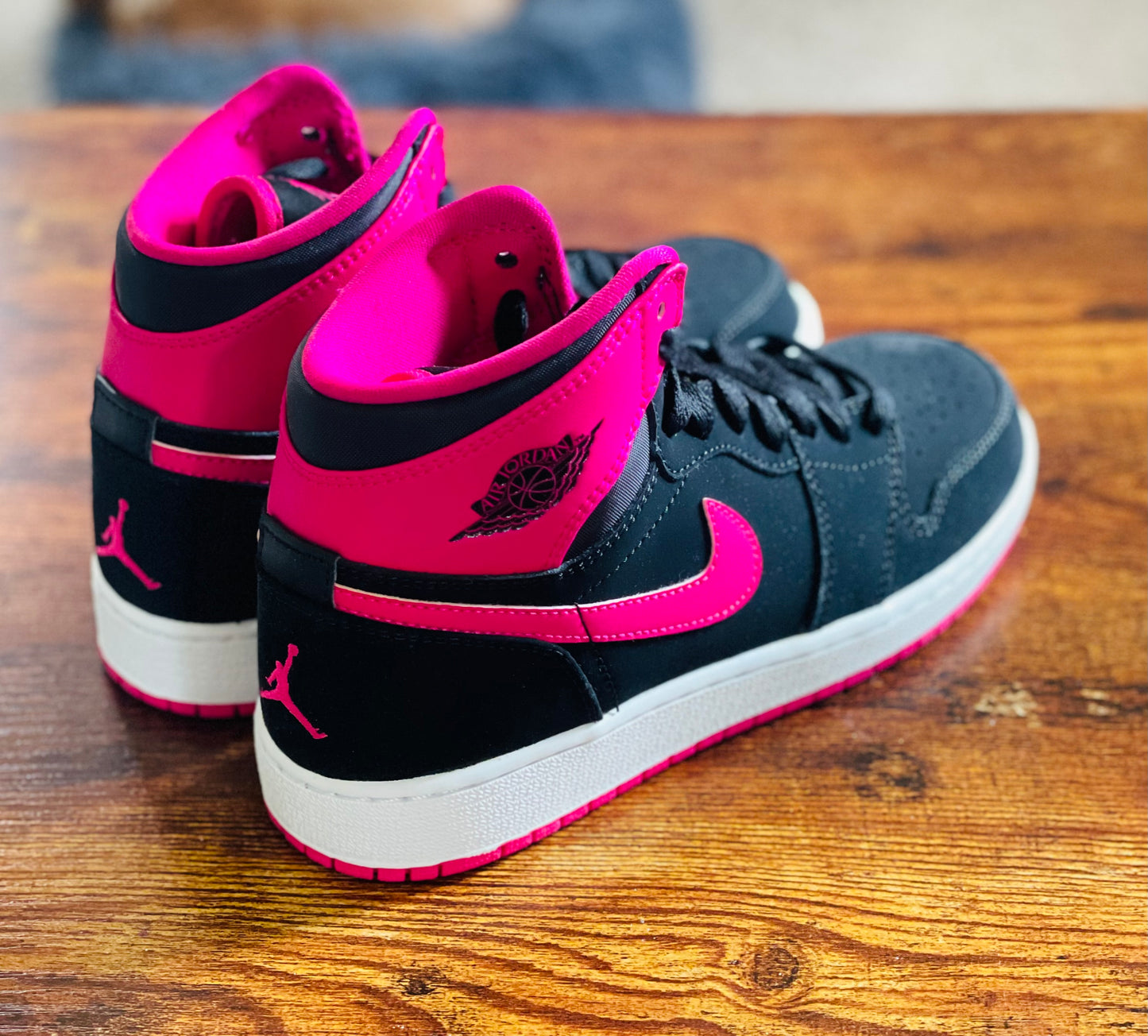 Jordan 1 Retro High Juniors blk/vvd pink-wht-vvd pnk