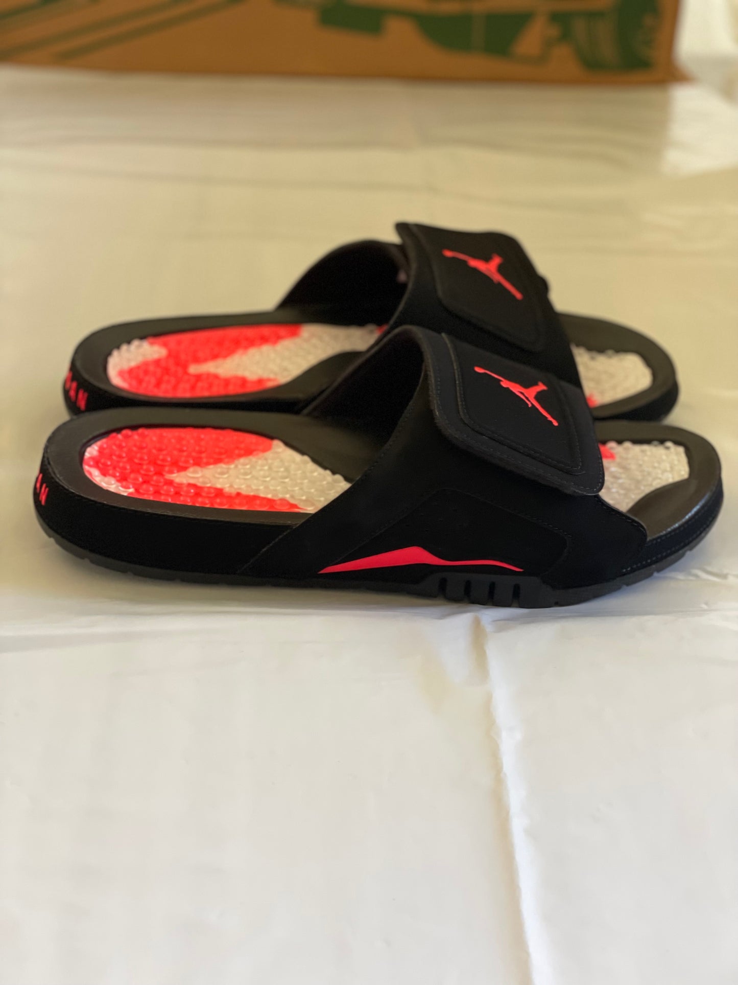 Jordan Hydro VI retro