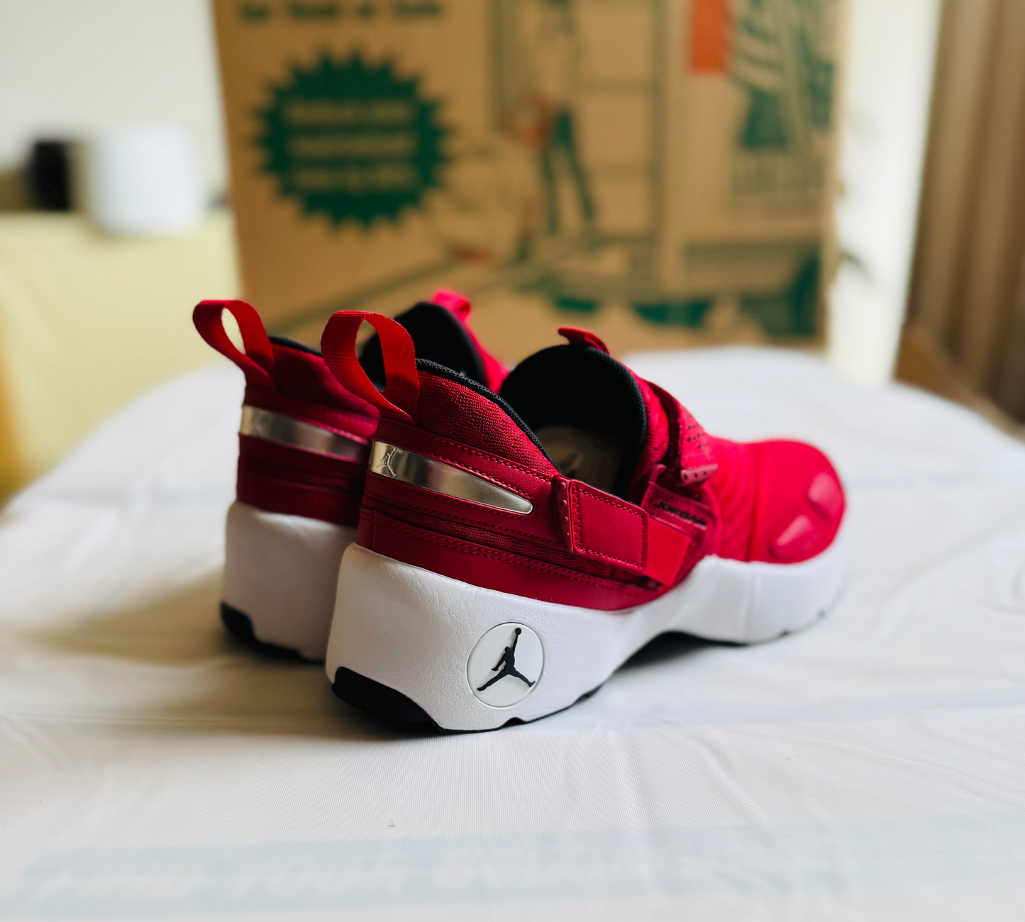 Trunner LX gym red