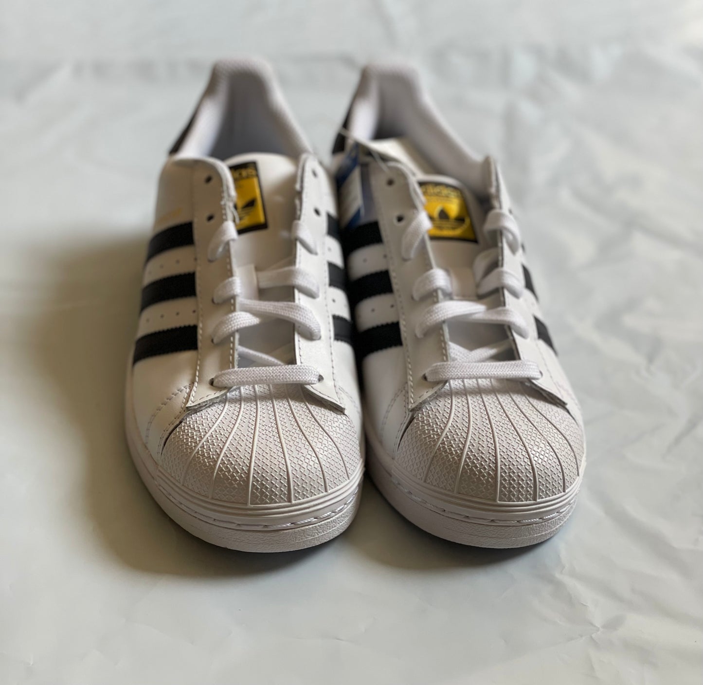 Superstar J White/Black