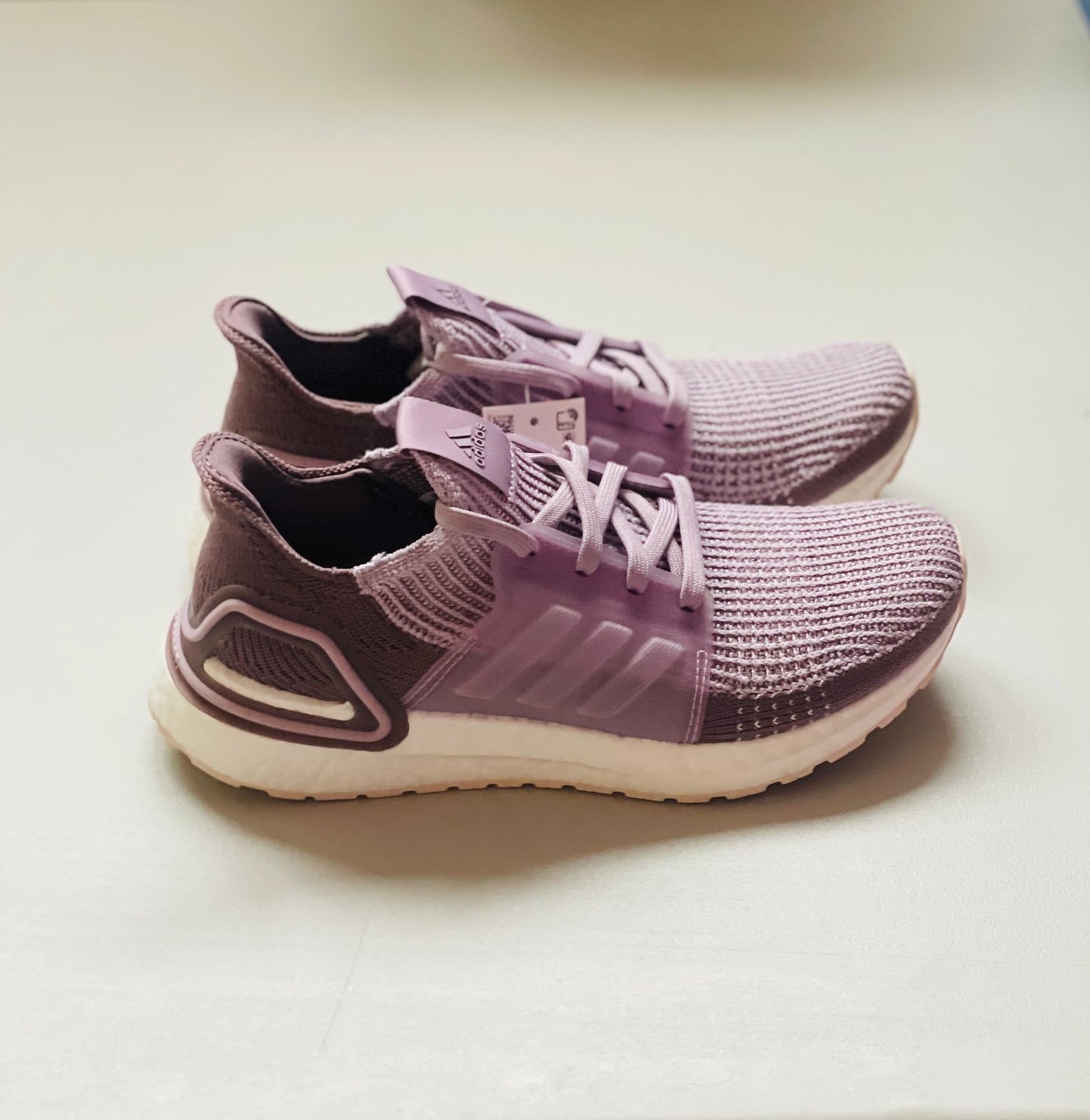 UltraBoost 19 w lilac
