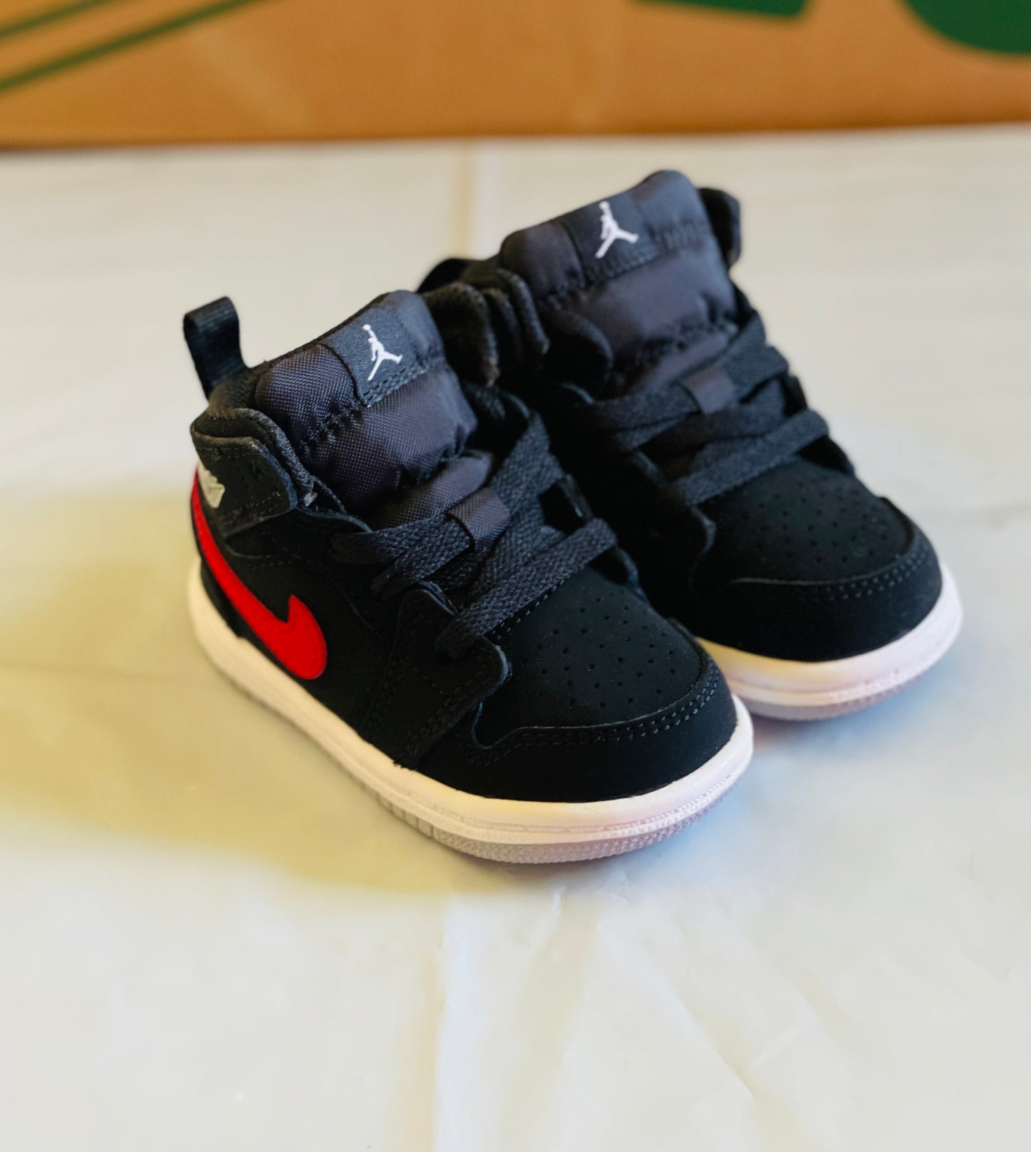Jordan 1 mid td