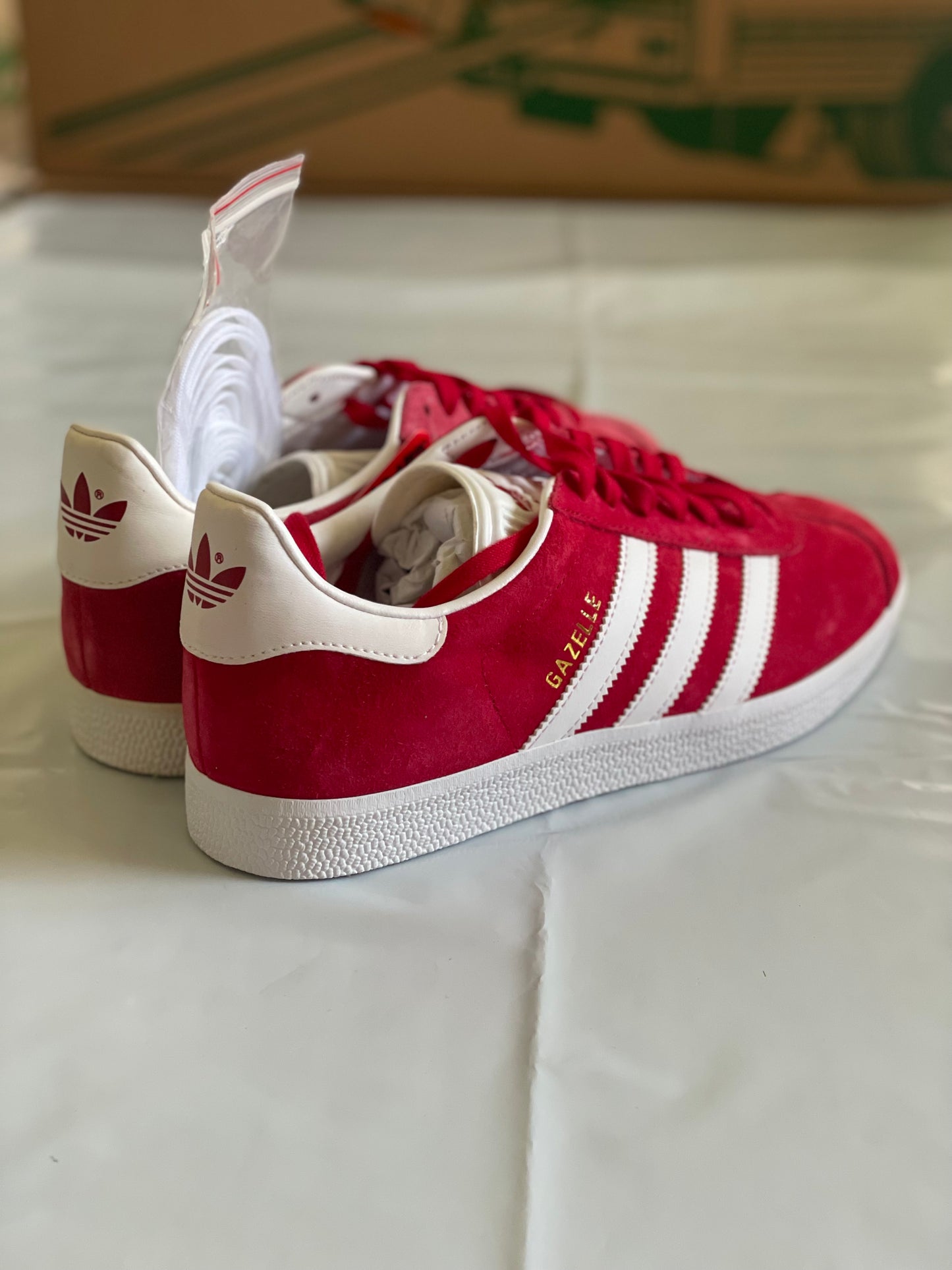Gazelle red/wht DISPLAY