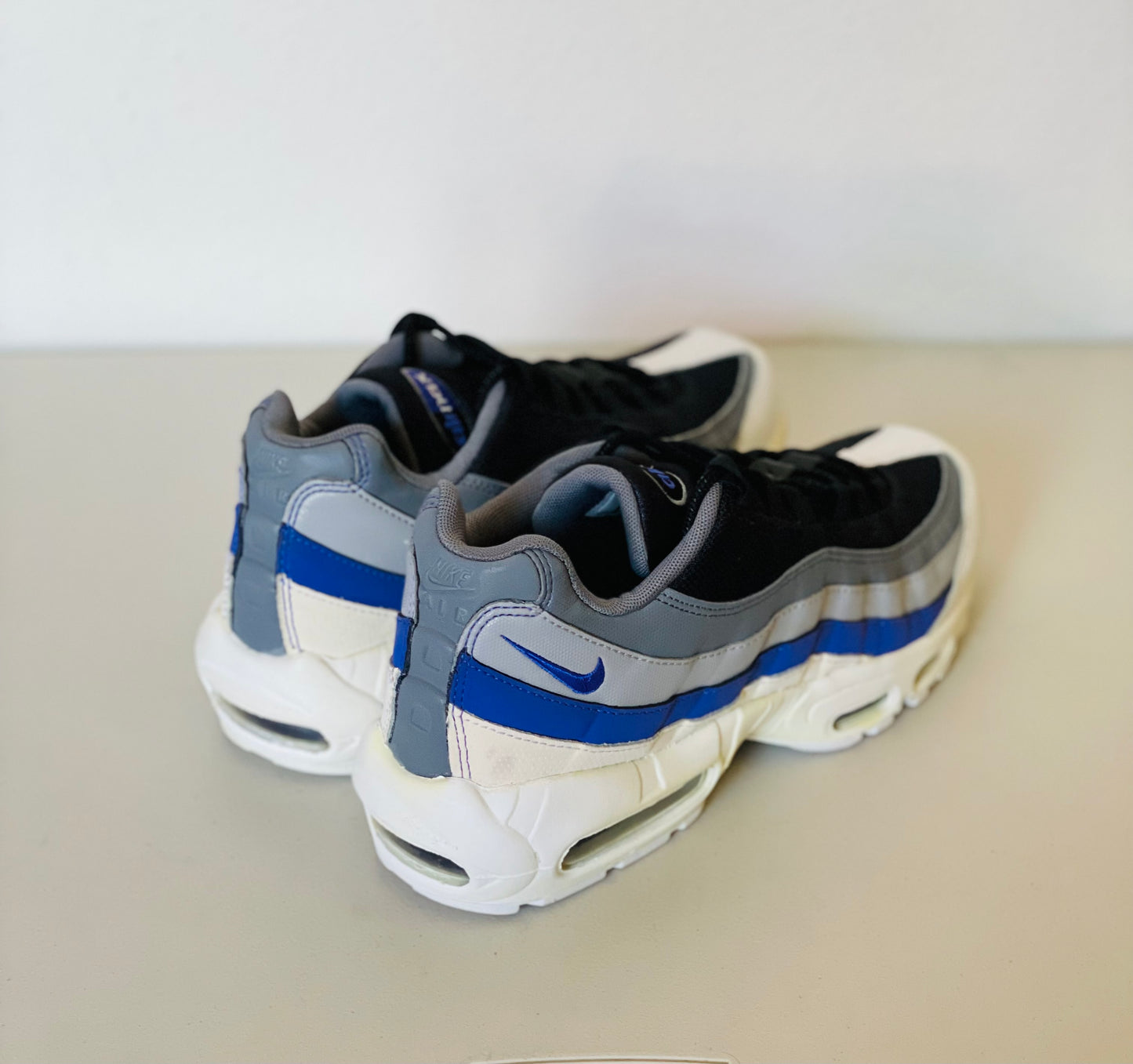 Nike Air Max 95 Premium Mens White/Persian Violet