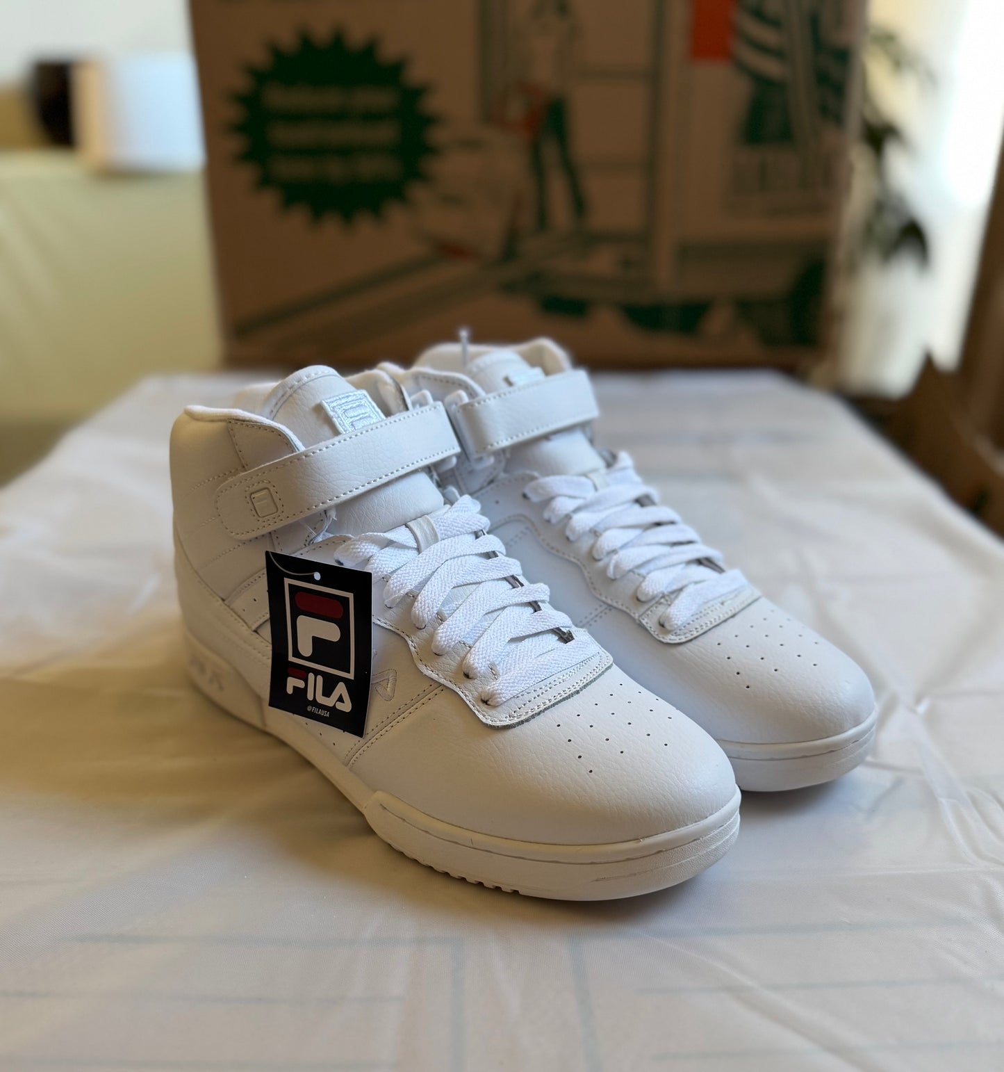 F-13V Mid Cut Triple White