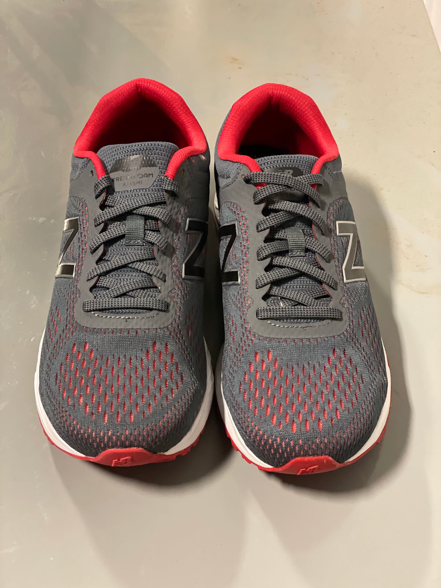 New Balance Mens MARISCG2