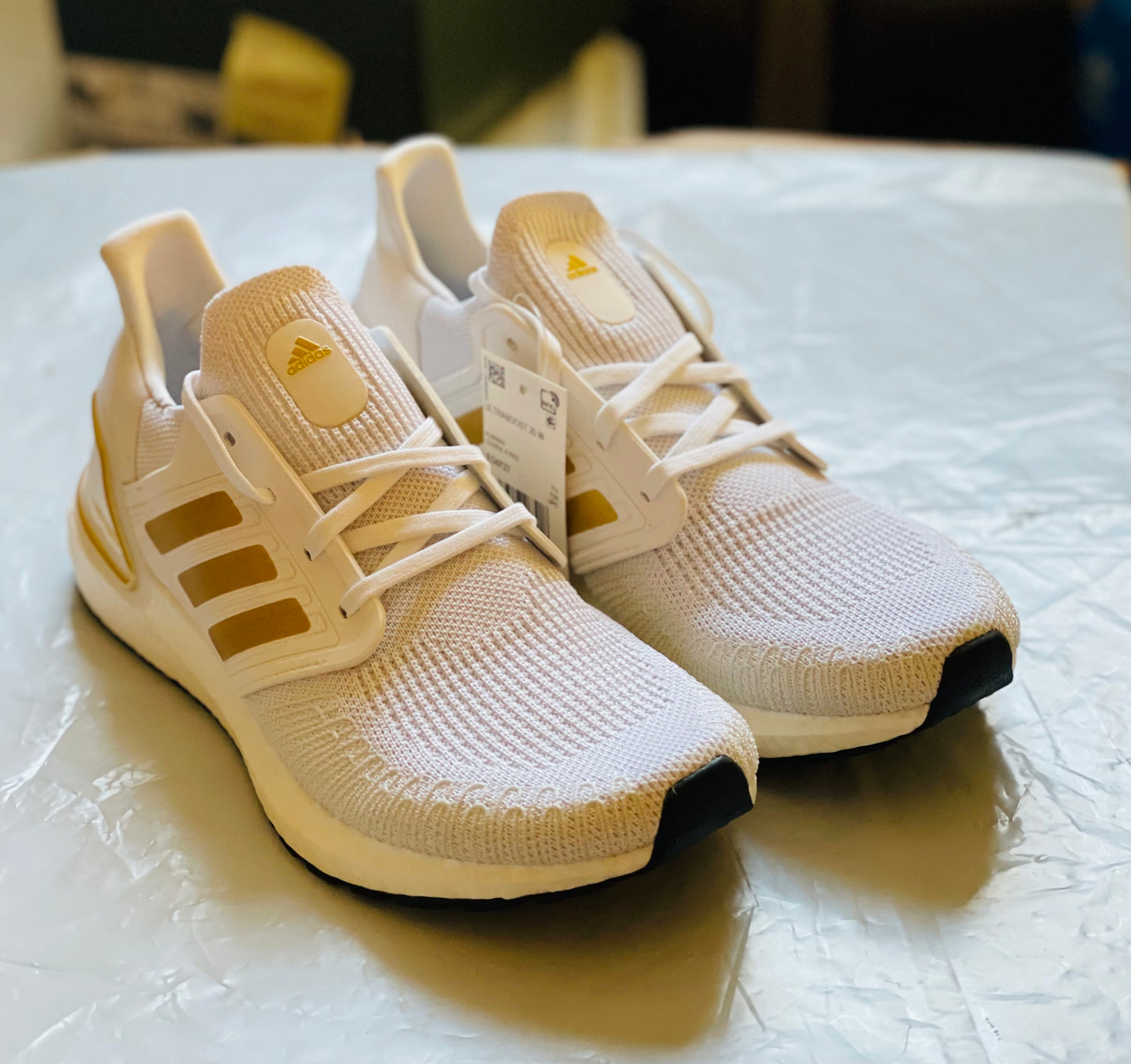 UltraBoost 20 w wht/gold