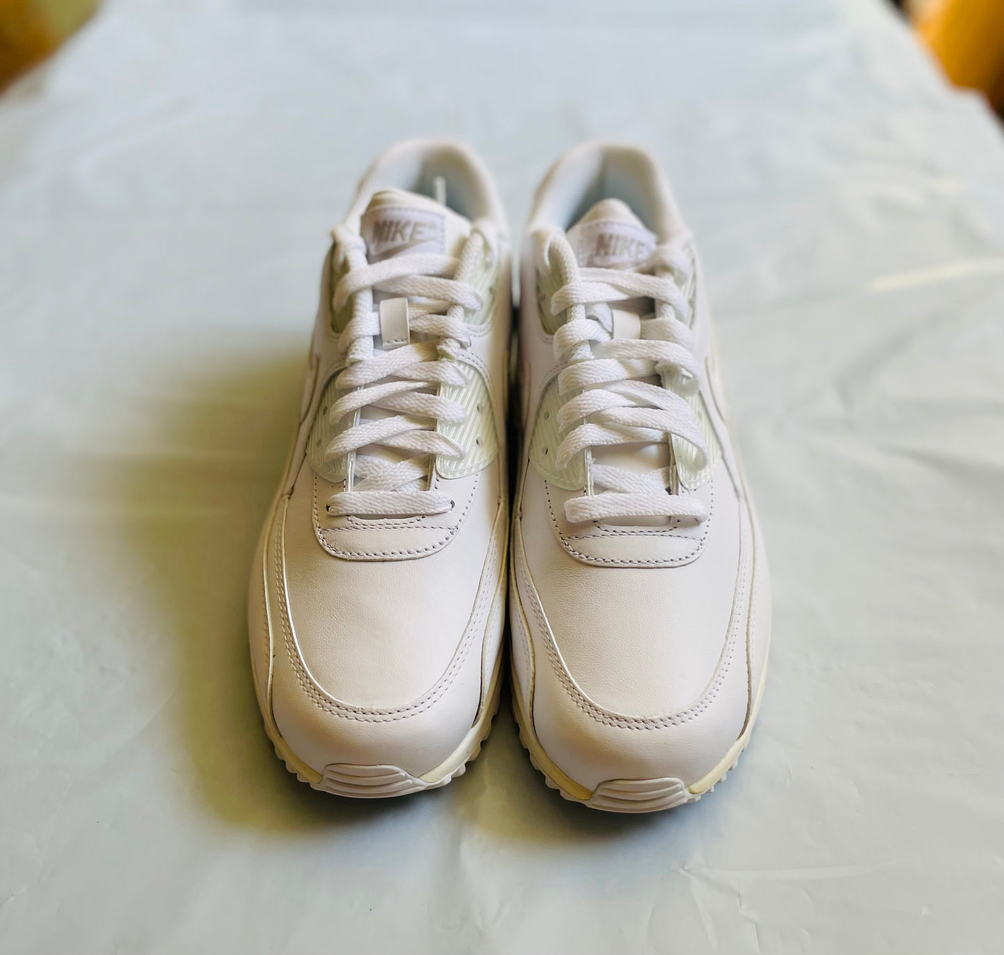 Nike Air Max 90 LTR Mens sz 8.5B yellowed