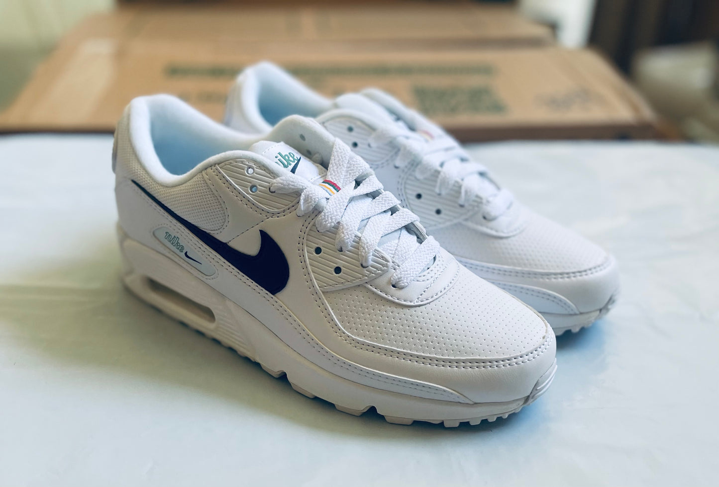 Womens Nike Air Max 90 white/thunder blue-green noise
