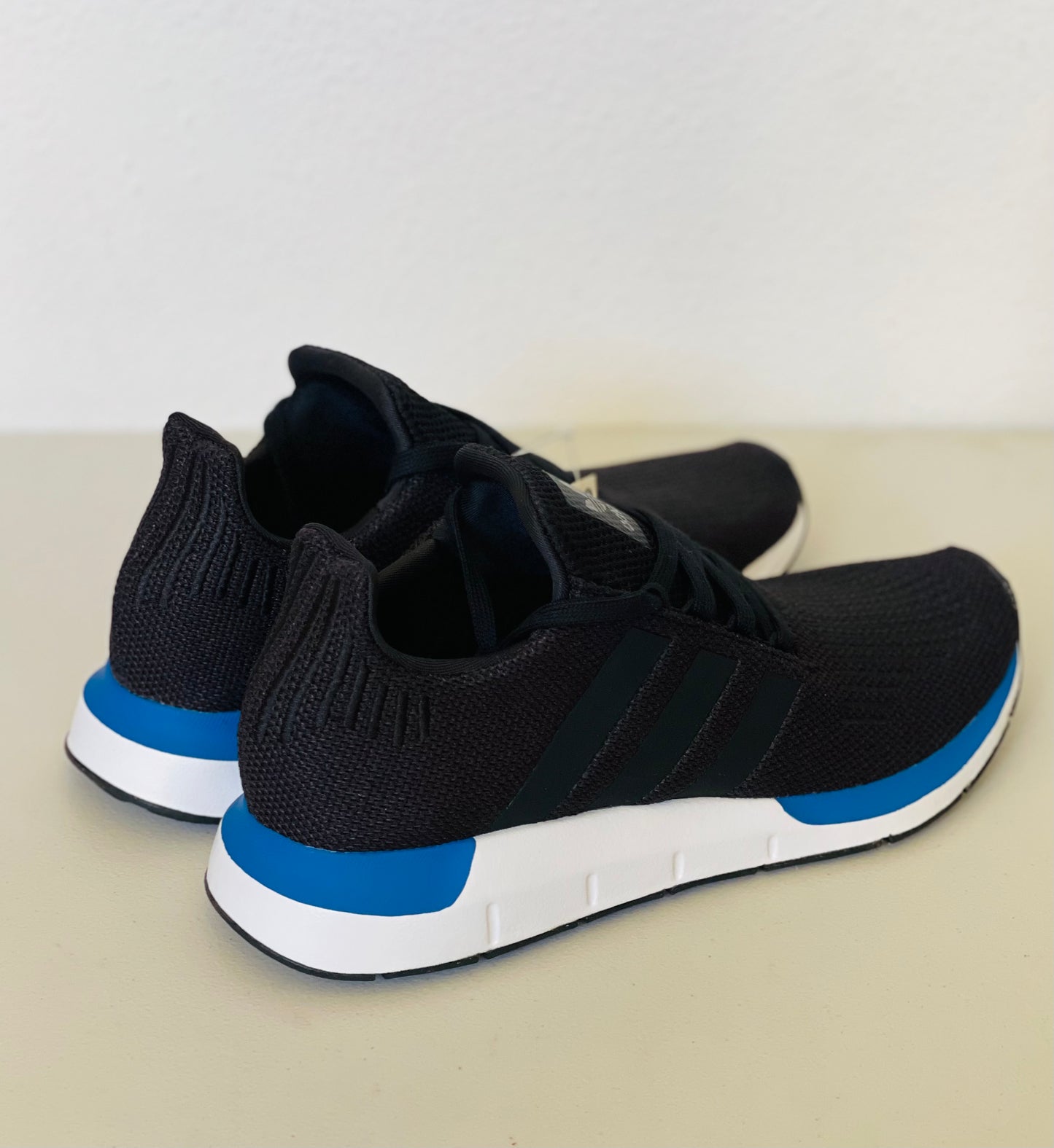 Swift Run Men EE4444