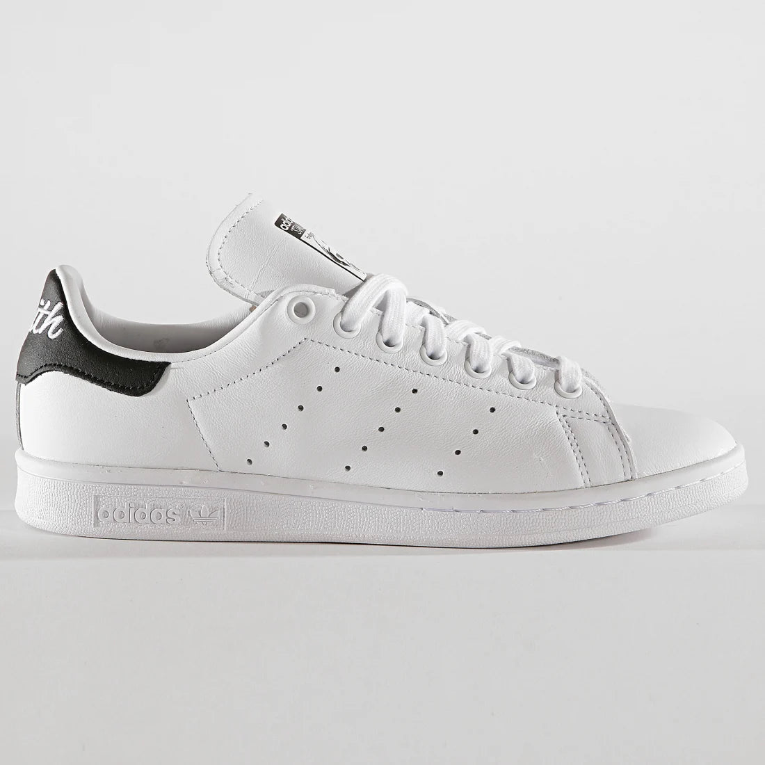 Stan Smith White w Black Mens-Adidas