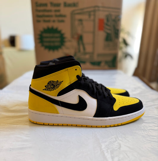 Jordan 1 Mid SE Black/Black-Tour Yellow-White