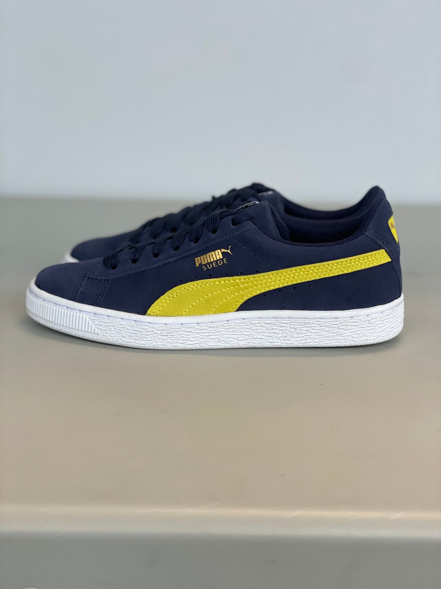 Suede Classic Jr navy/yellow