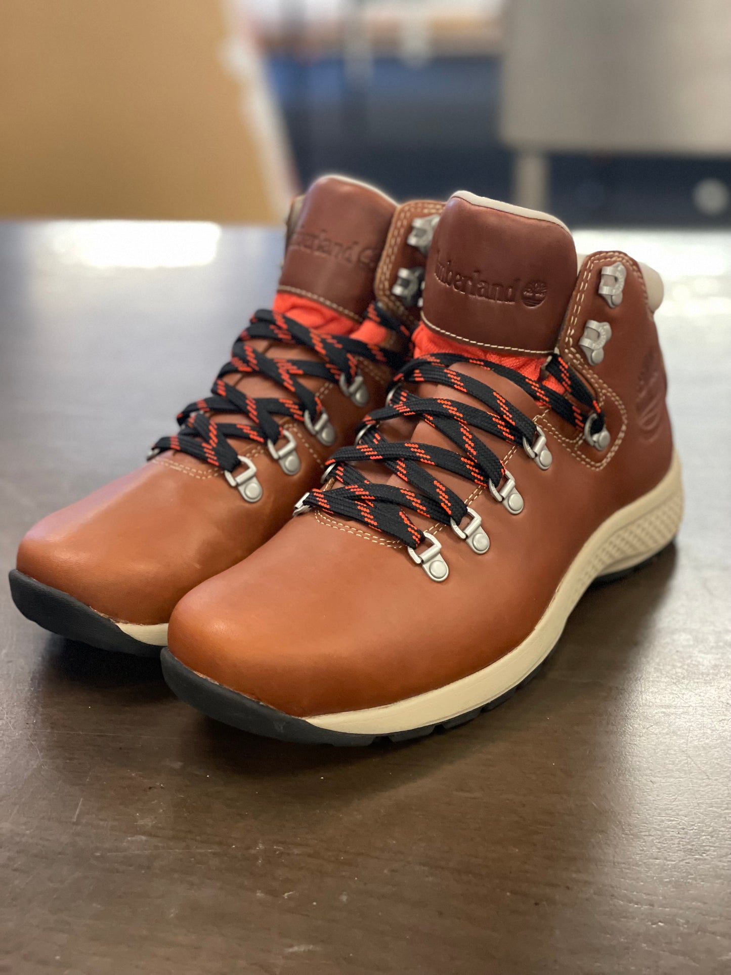 Flyroam Trail Leather