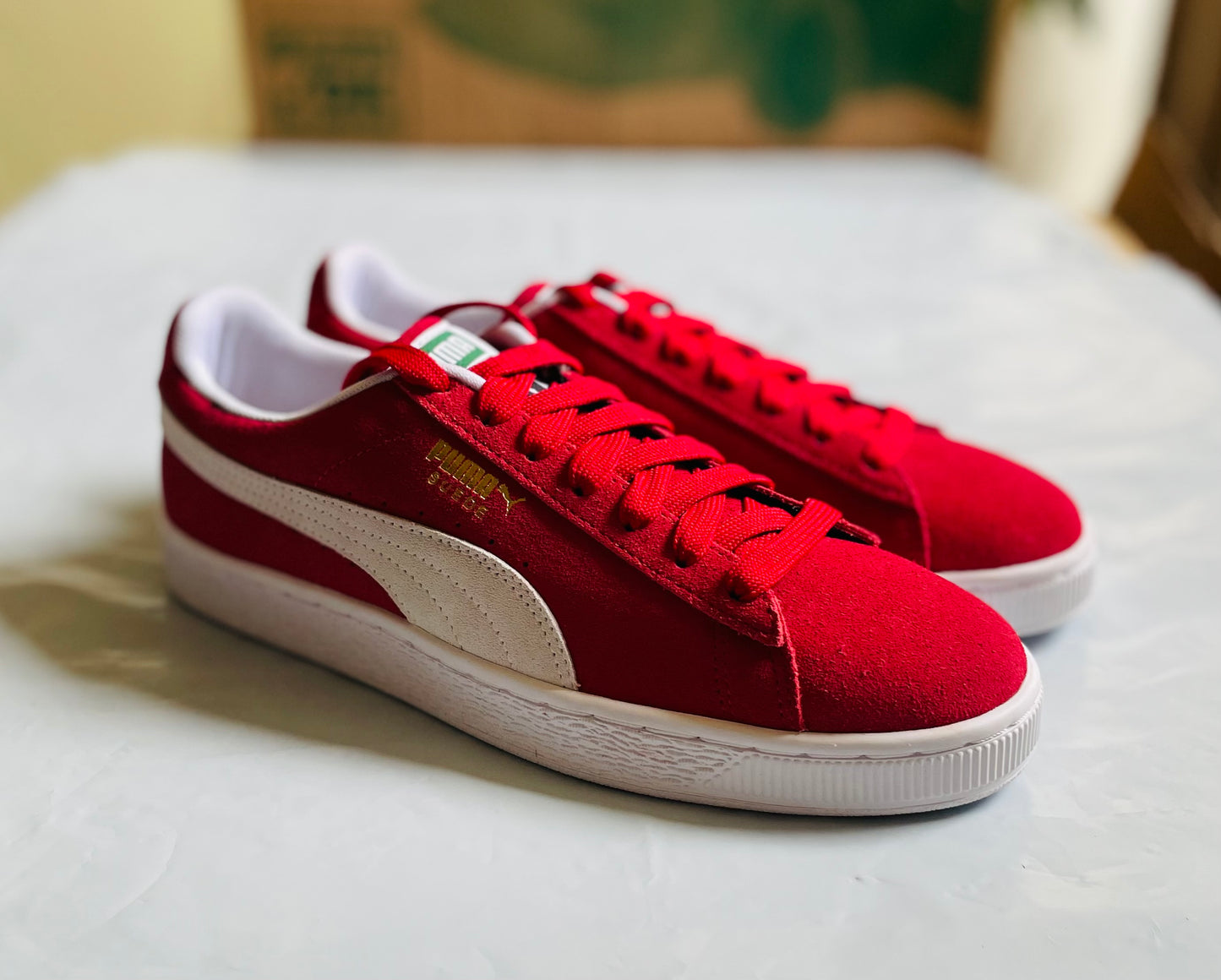 Suede Classic+ team regal red