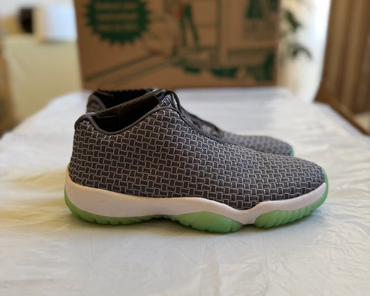 Air Jordan Future Low wolf grey