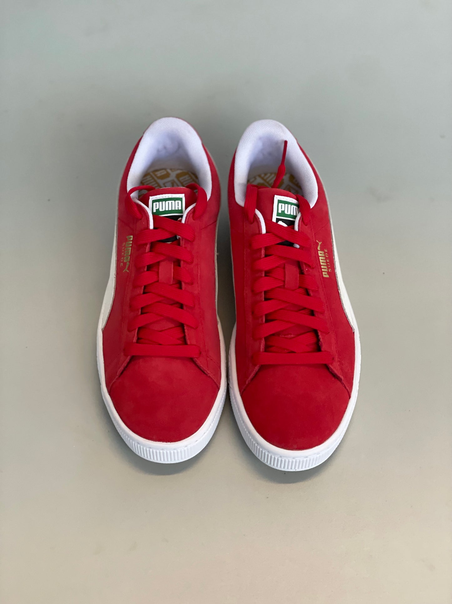 Suede Classic+ high risk red