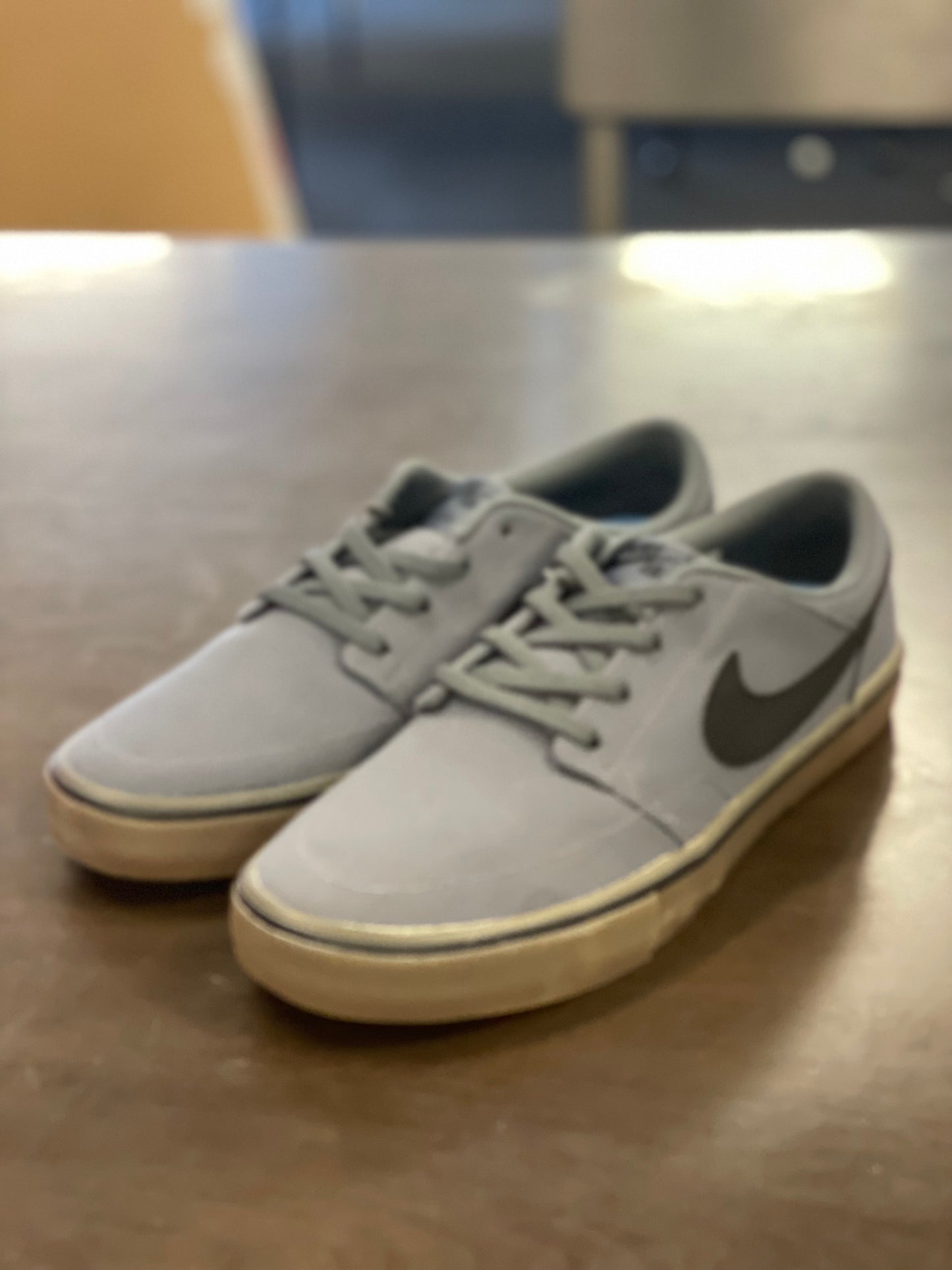 SB Portmore II Solar Canvas gry/blk