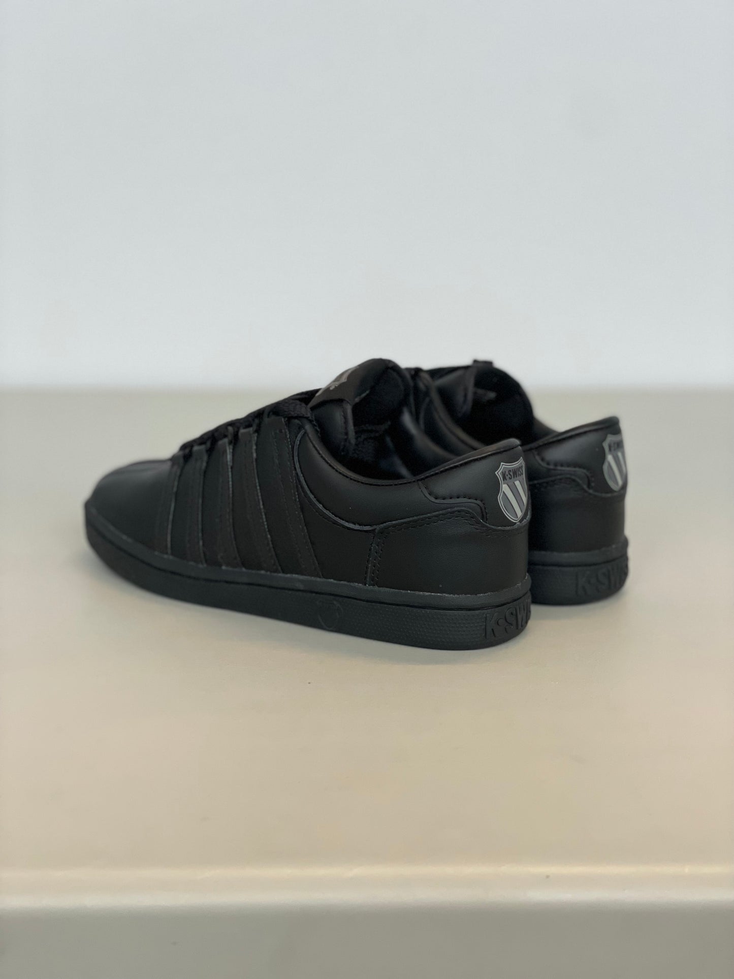 K-Swiss Classic blk Jrs