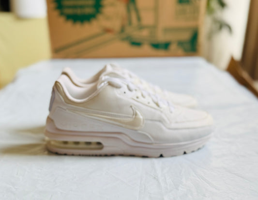 Nike Air Max LTD 3 Mens Premium Triple White sz 8A slightly yellowed