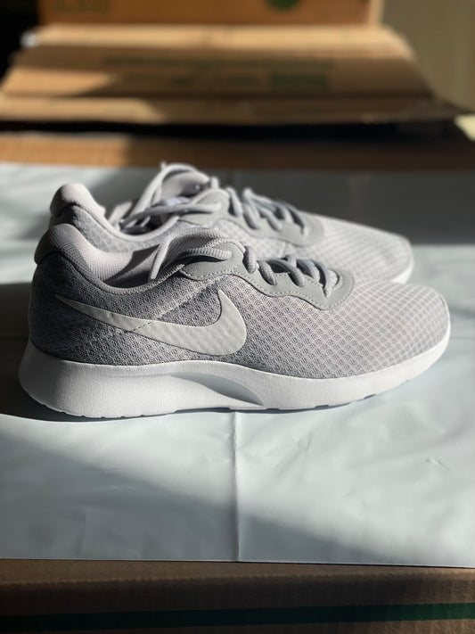 Tanjun Grey/White