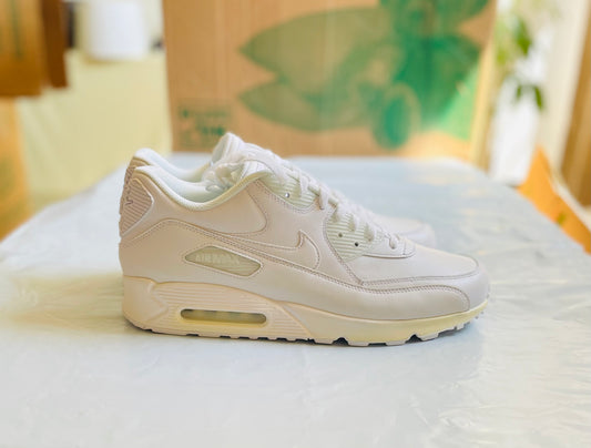 Nike Air Max 90 LTR Mens sz 13C yellowed