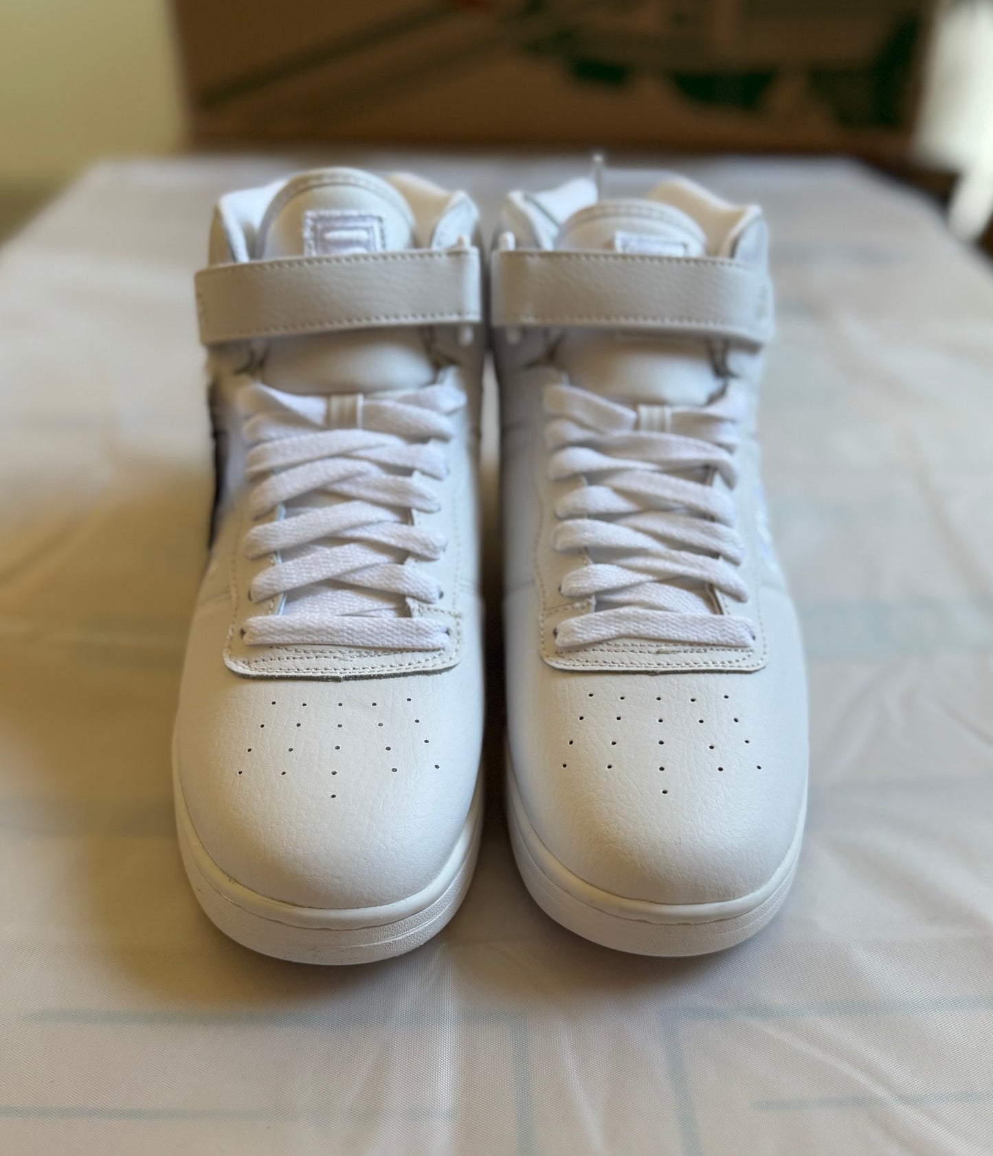 F-13V Mid Cut Triple White