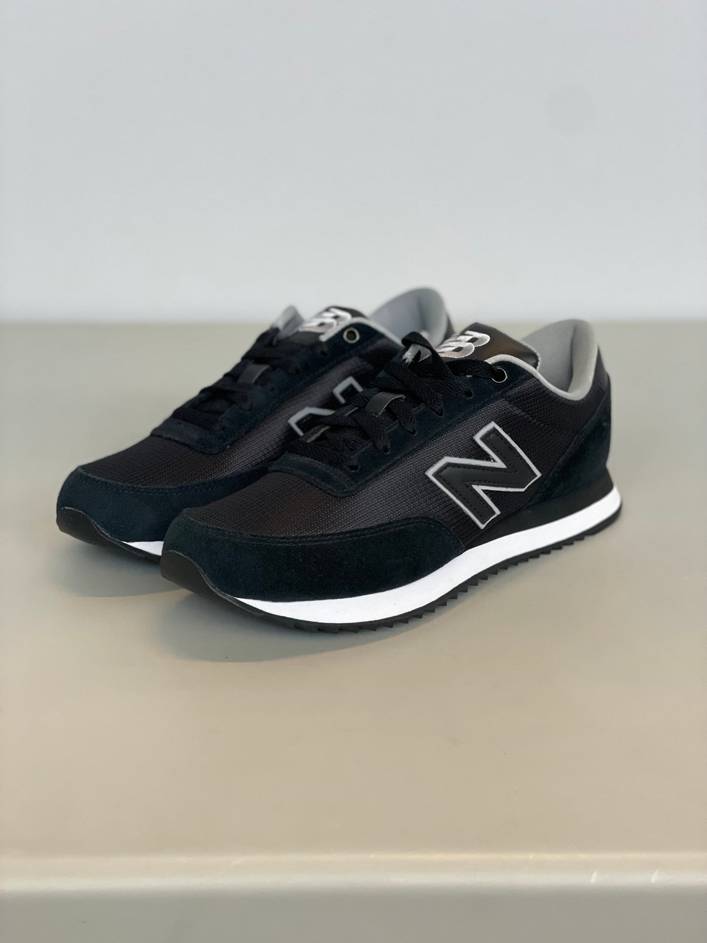 New Balance 501 blk tuxedo