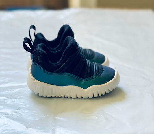 Jordan 11 Retro Little Flex TD green