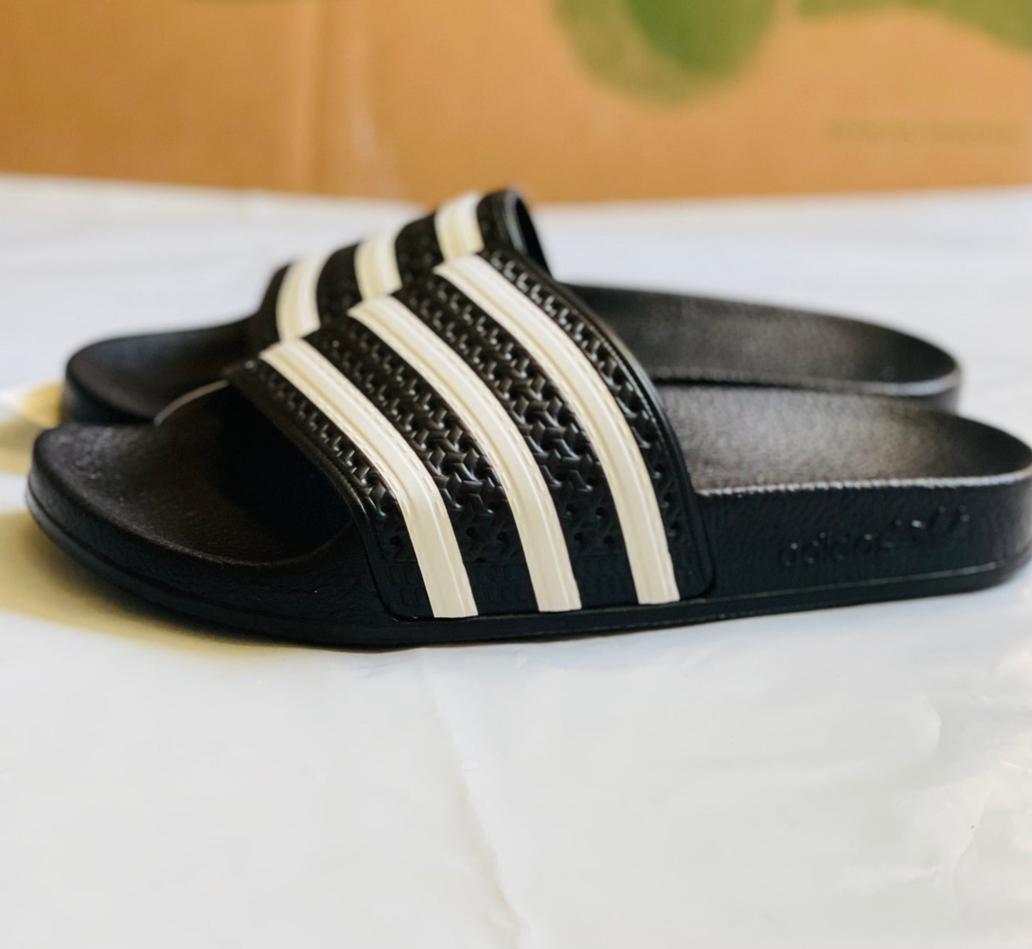 Adilette Black Juniors