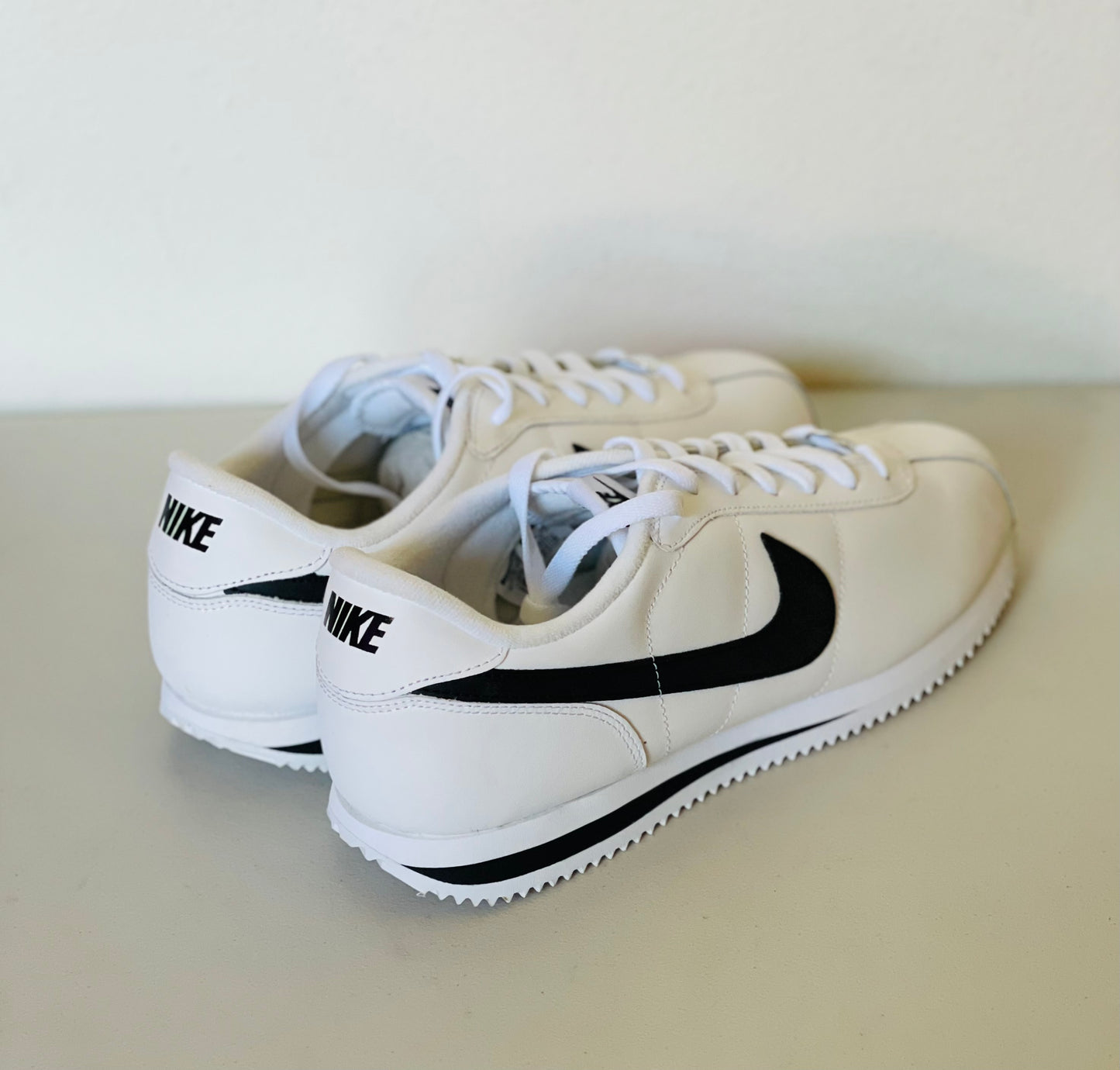 Cortez Basic Lea '06 White/Black